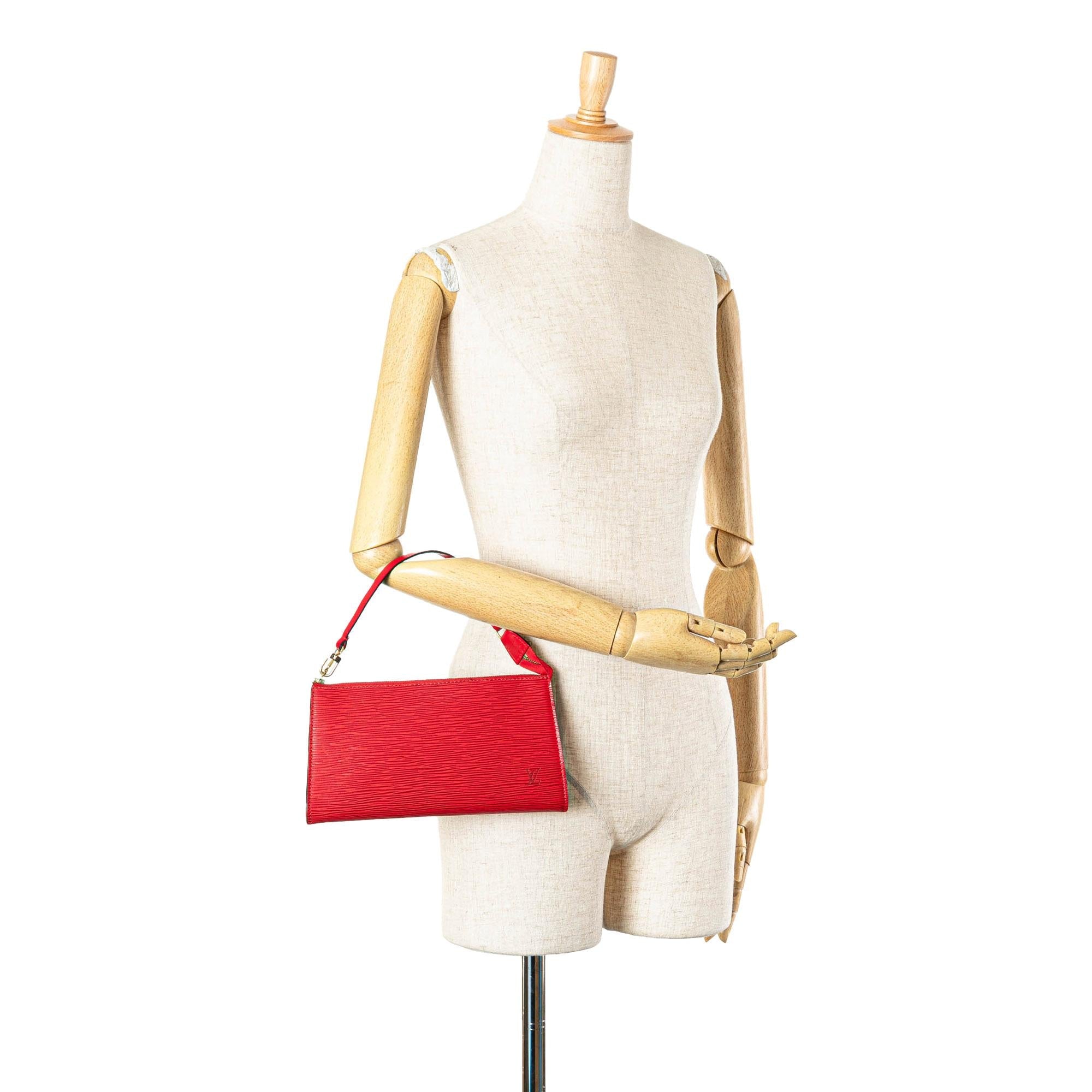 Louis Vuitton Epi Pochette Accessoires