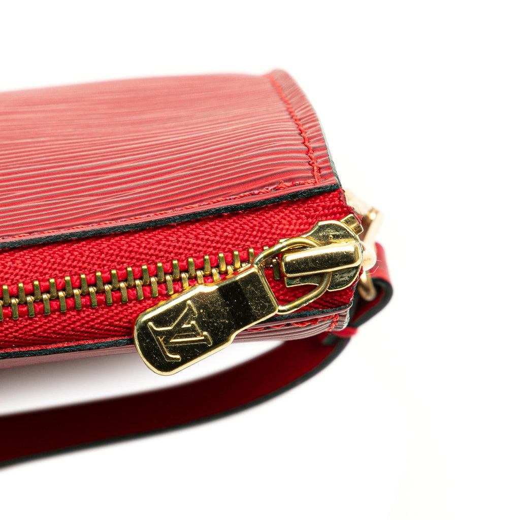 Louis Vuitton Epi Pochette Accessoires