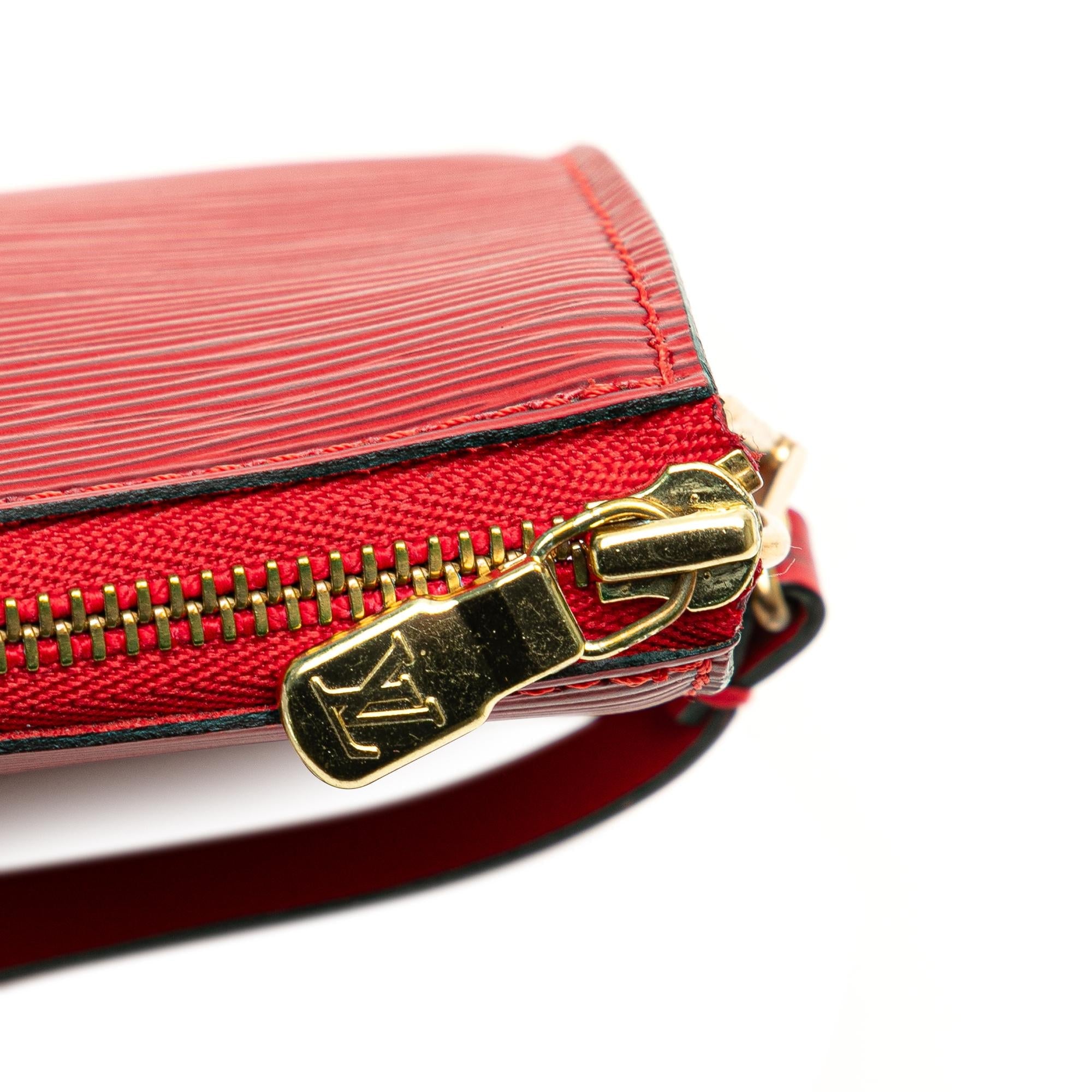 Louis Vuitton Epi Pochette Accessoires