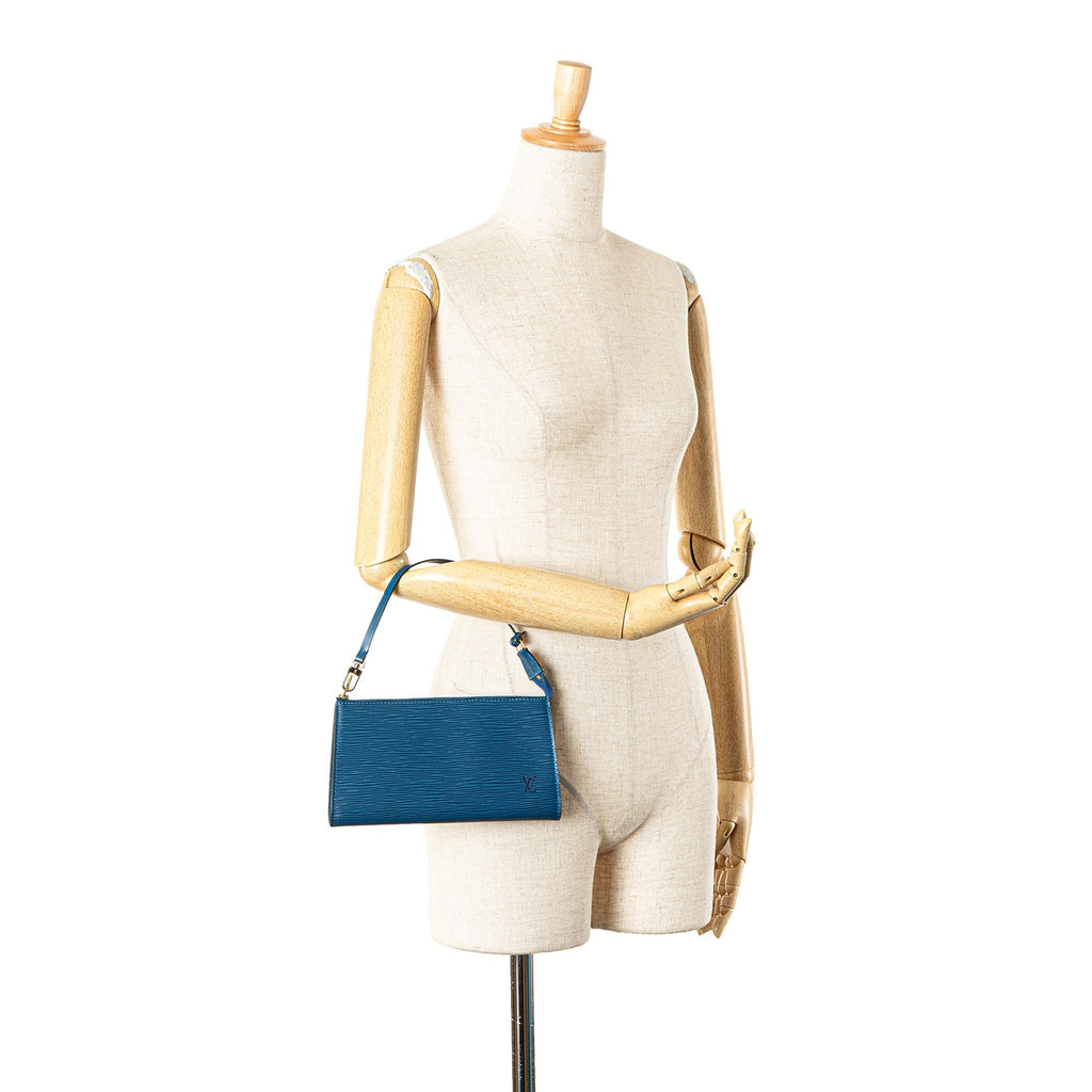 Louis Vuitton Epi Pochette Accessoires
