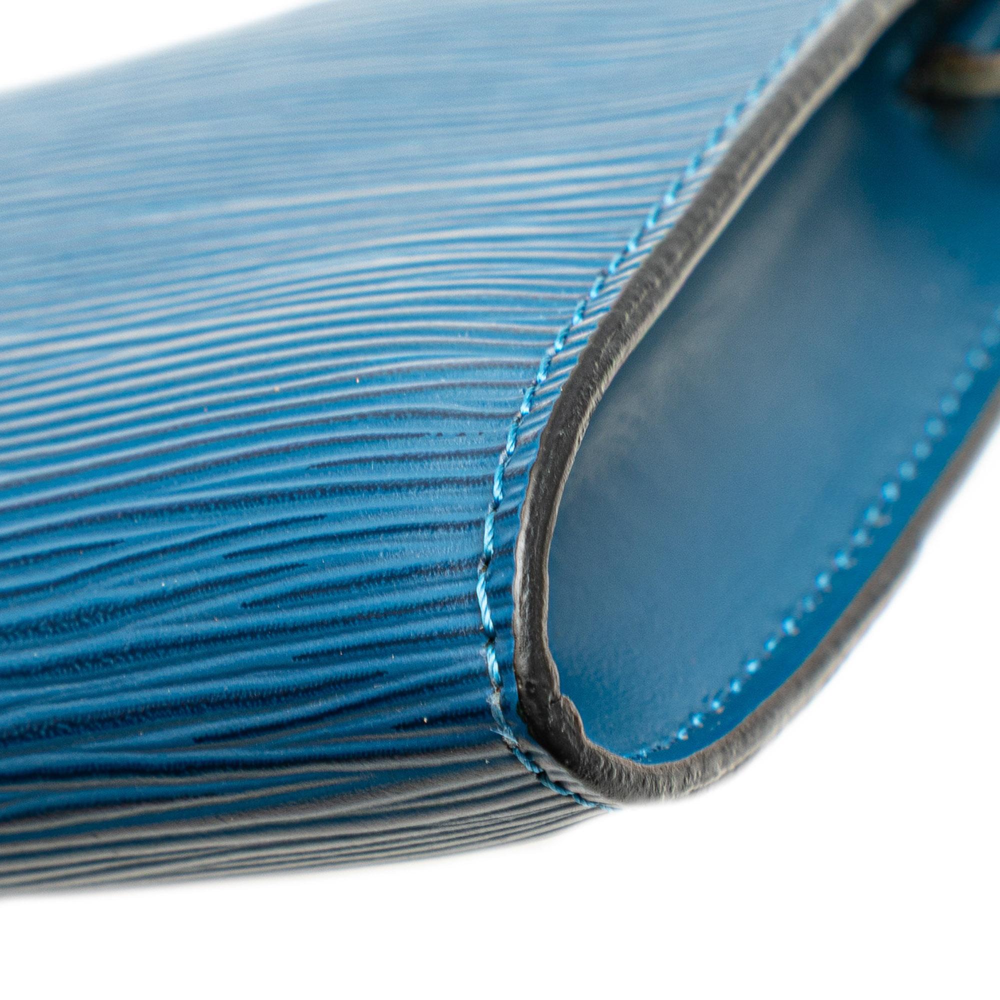 Louis Vuitton Epi Pochette Accessoires
