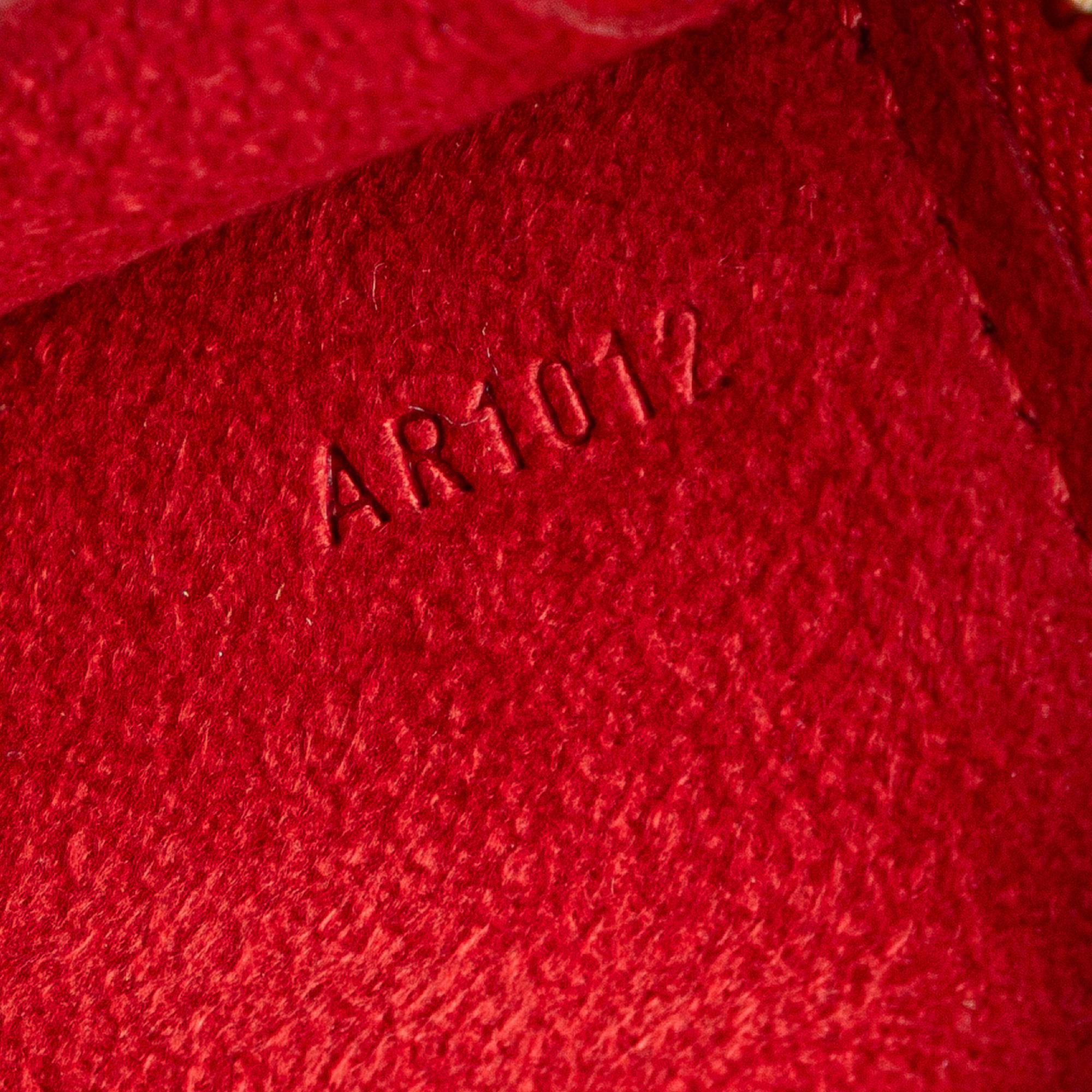 Louis Vuitton Epi Pochette Accessoires