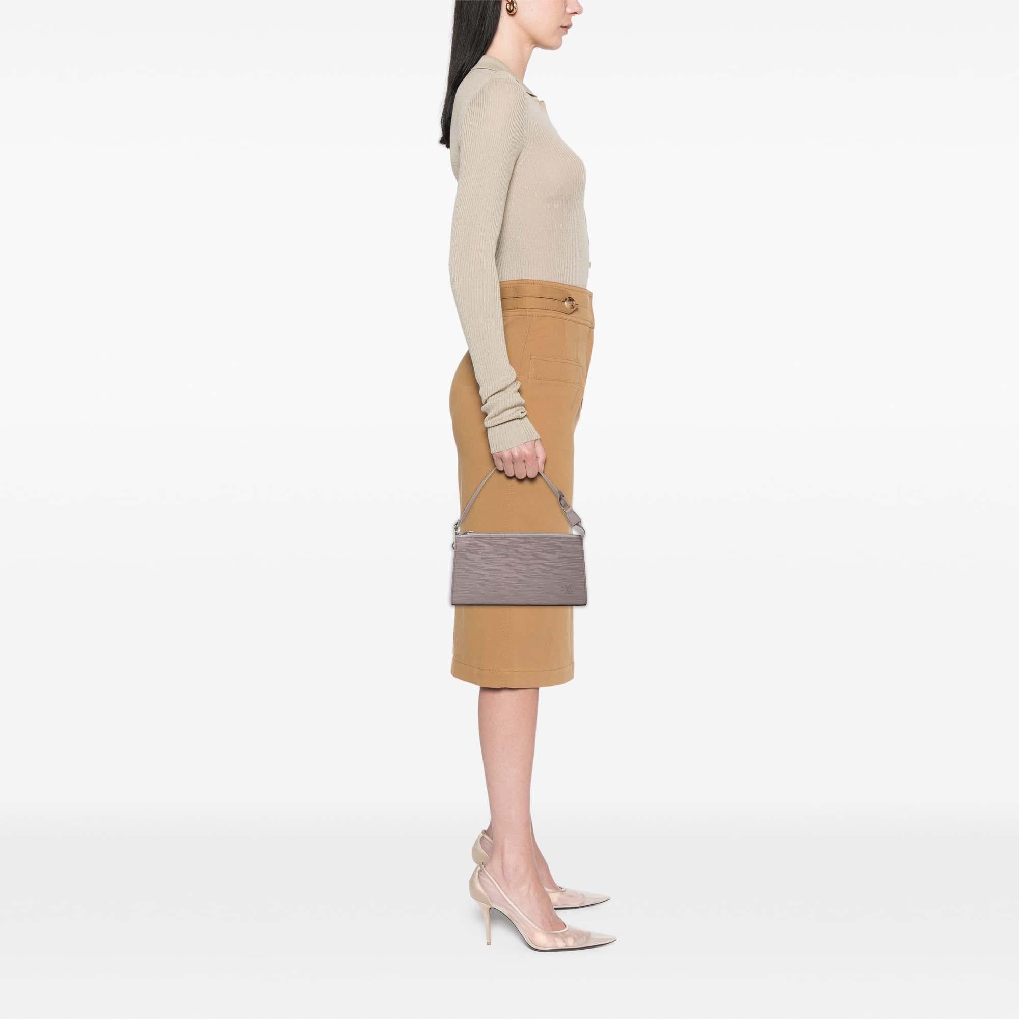 Louis Vuitton Epi Pochette Accessoires