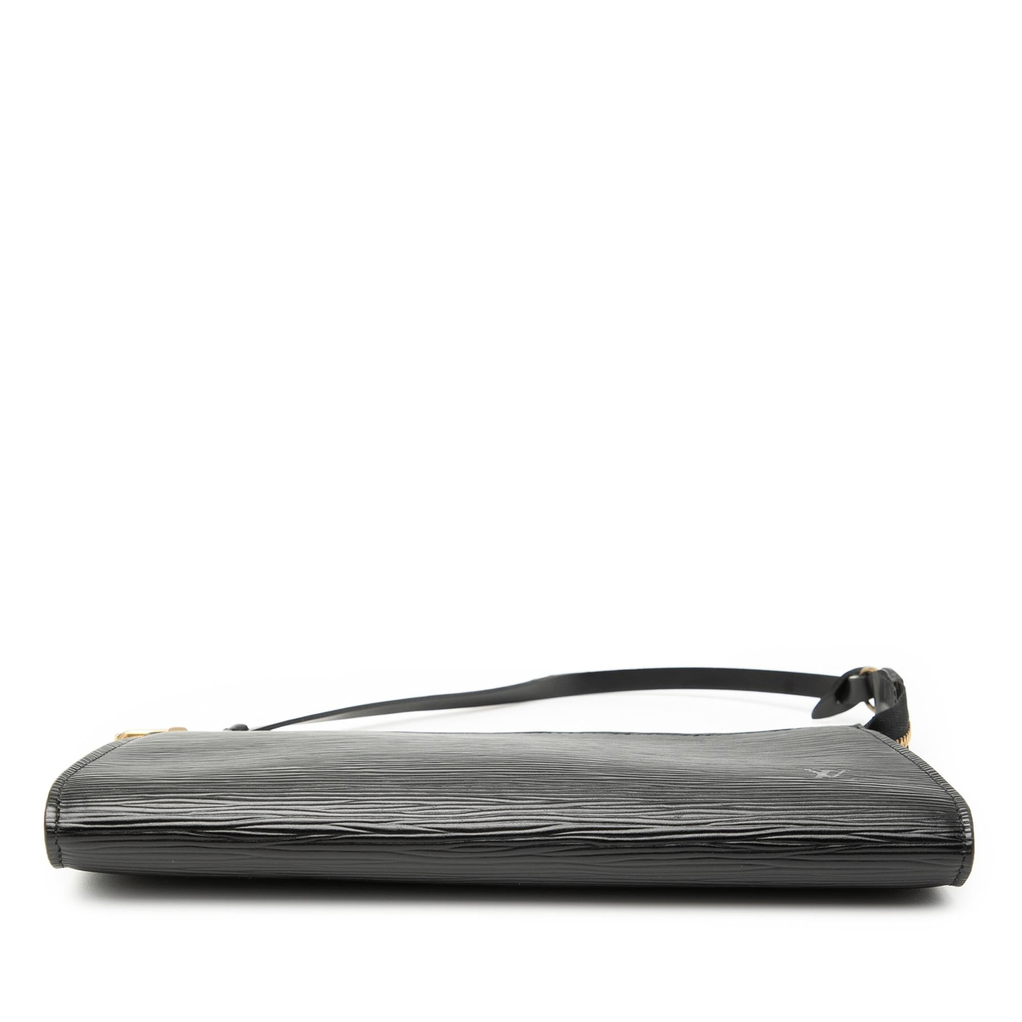 Louis Vuitton Epi Pochette Accessoires
