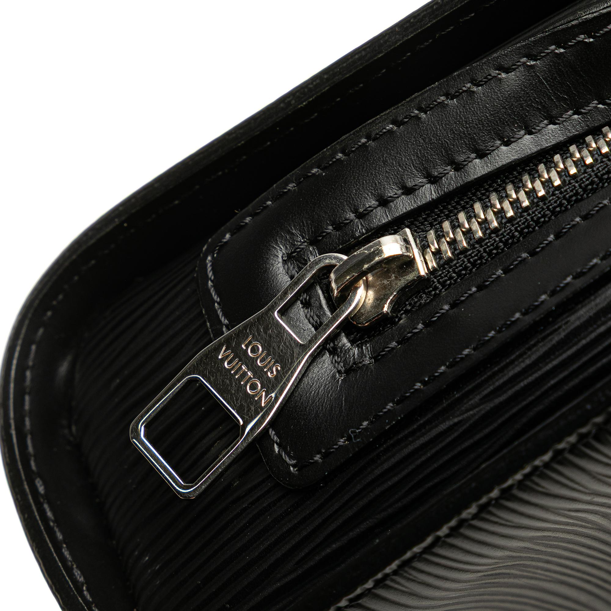 Louis Vuitton Epi Pochette Hoche