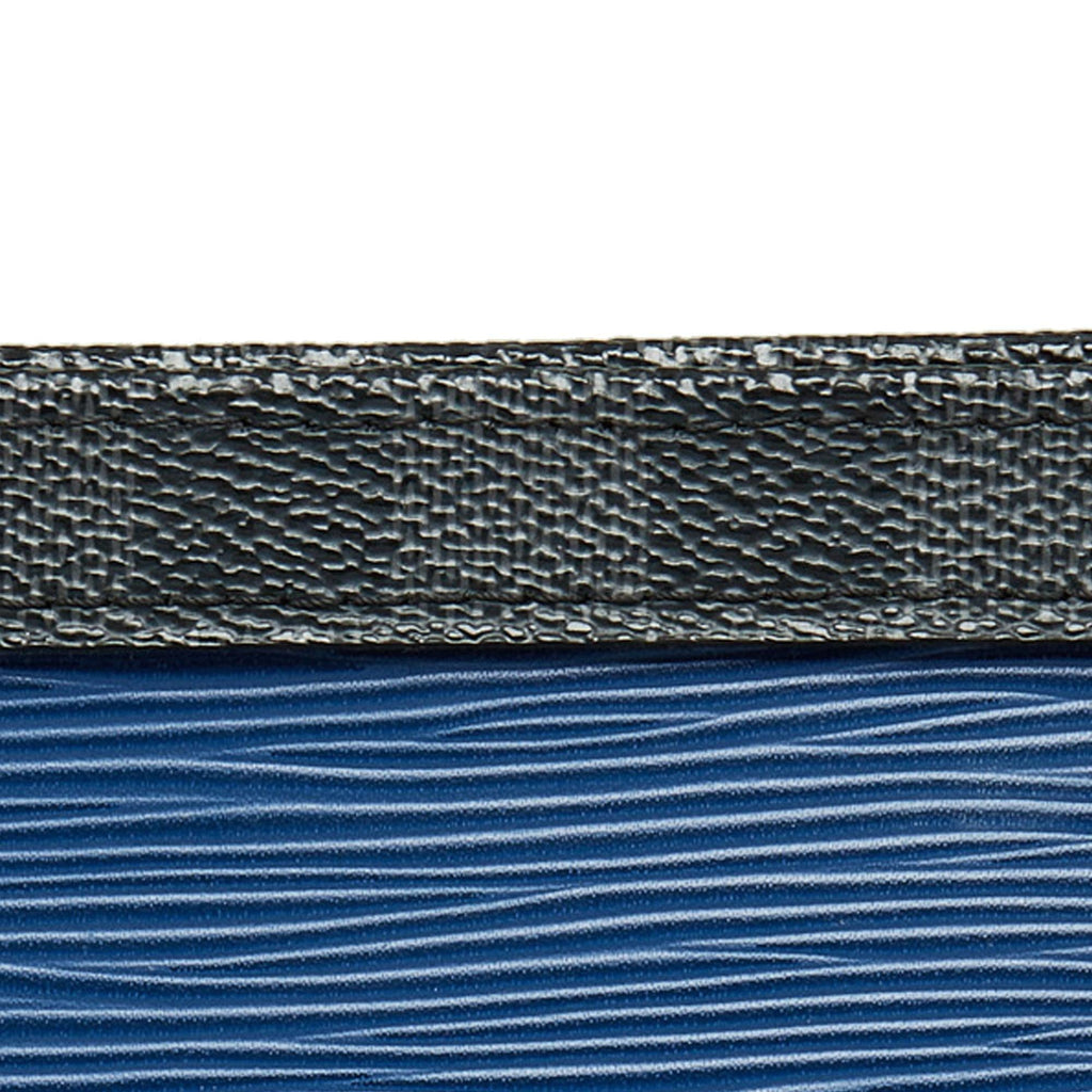 Louis Vuitton Epi Pochette Voyage MM (SHG-fhuM3i)