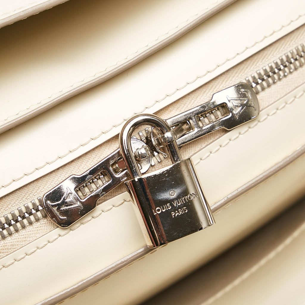 Louis Vuitton Epi Pont Neuf PM (SHG-35828)