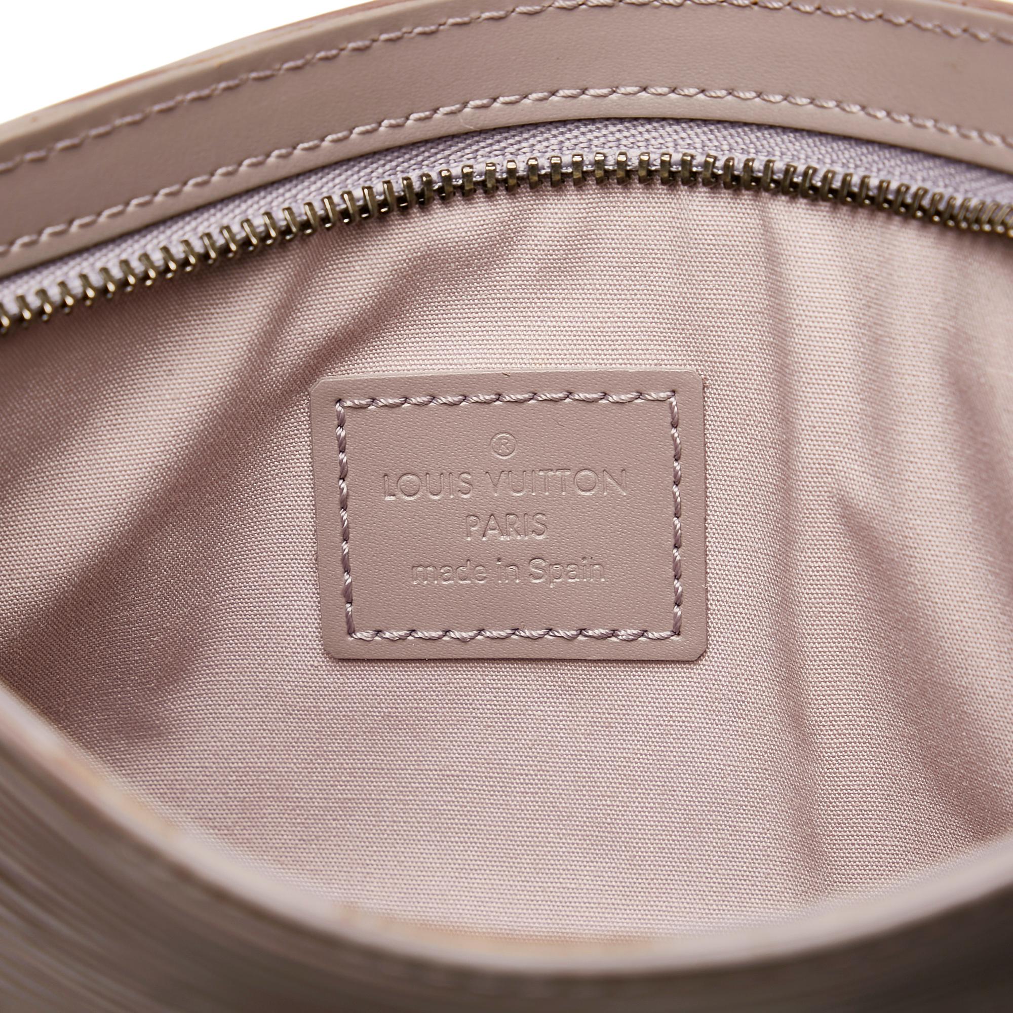 Louis Vuitton Epi Rochelle (SHG-6XE8Gz)