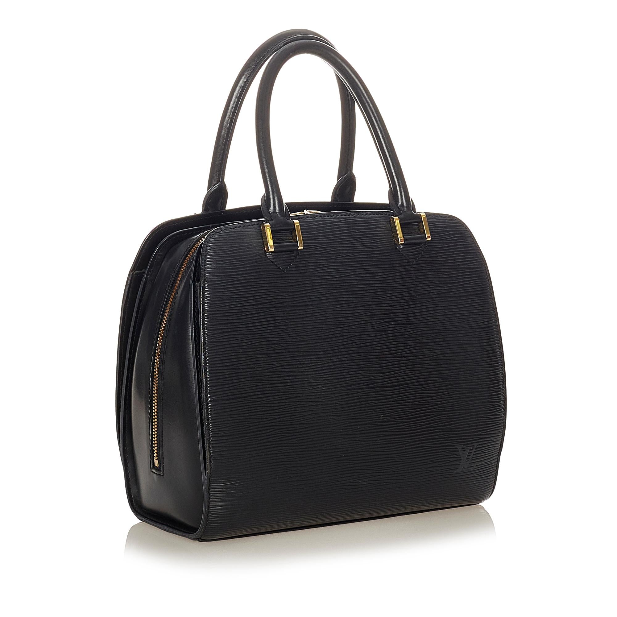 Louis Vuitton Epi Sablons (SHG-23621)