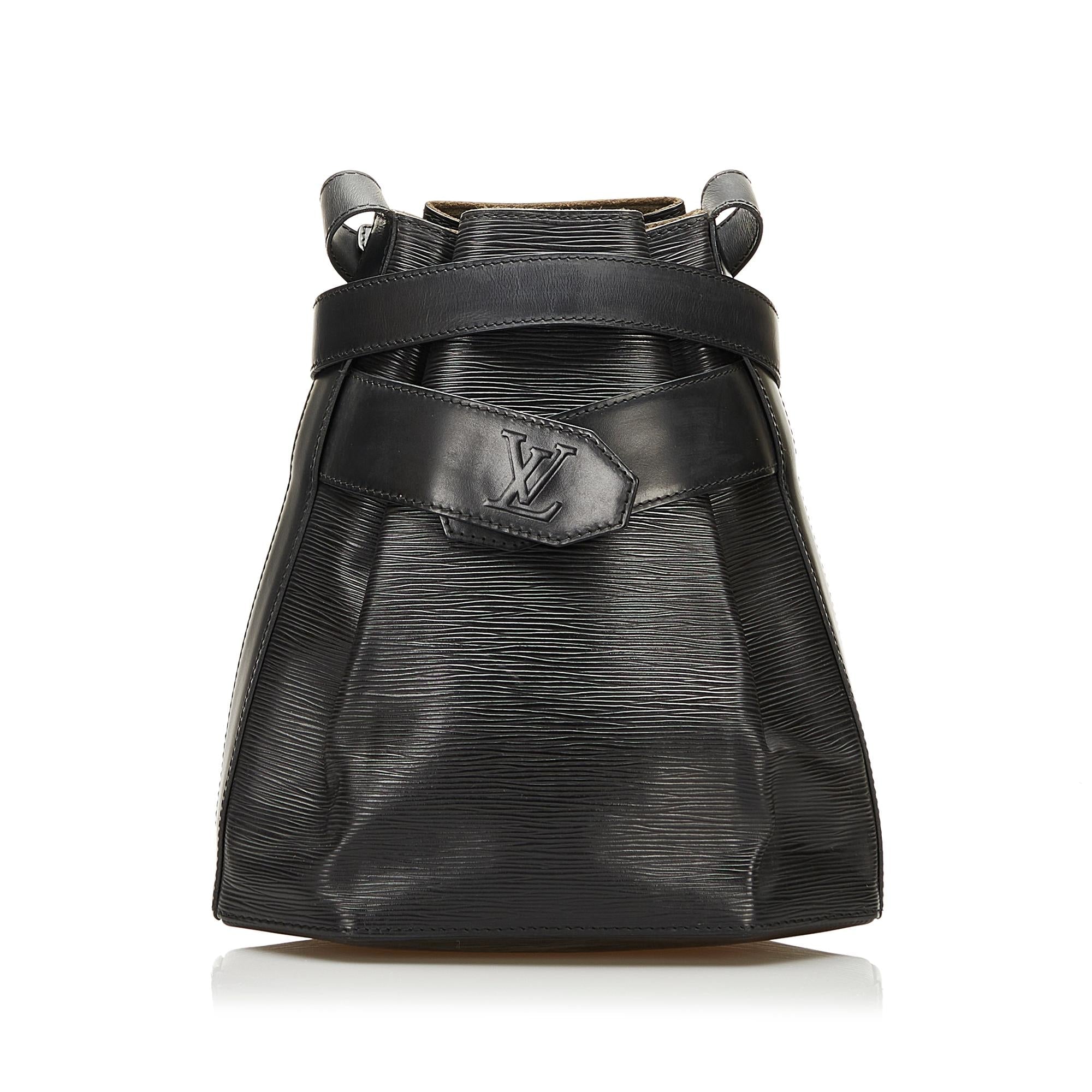 Louis Vuitton Epi Sac D'Epaule GM (SHG-35905)