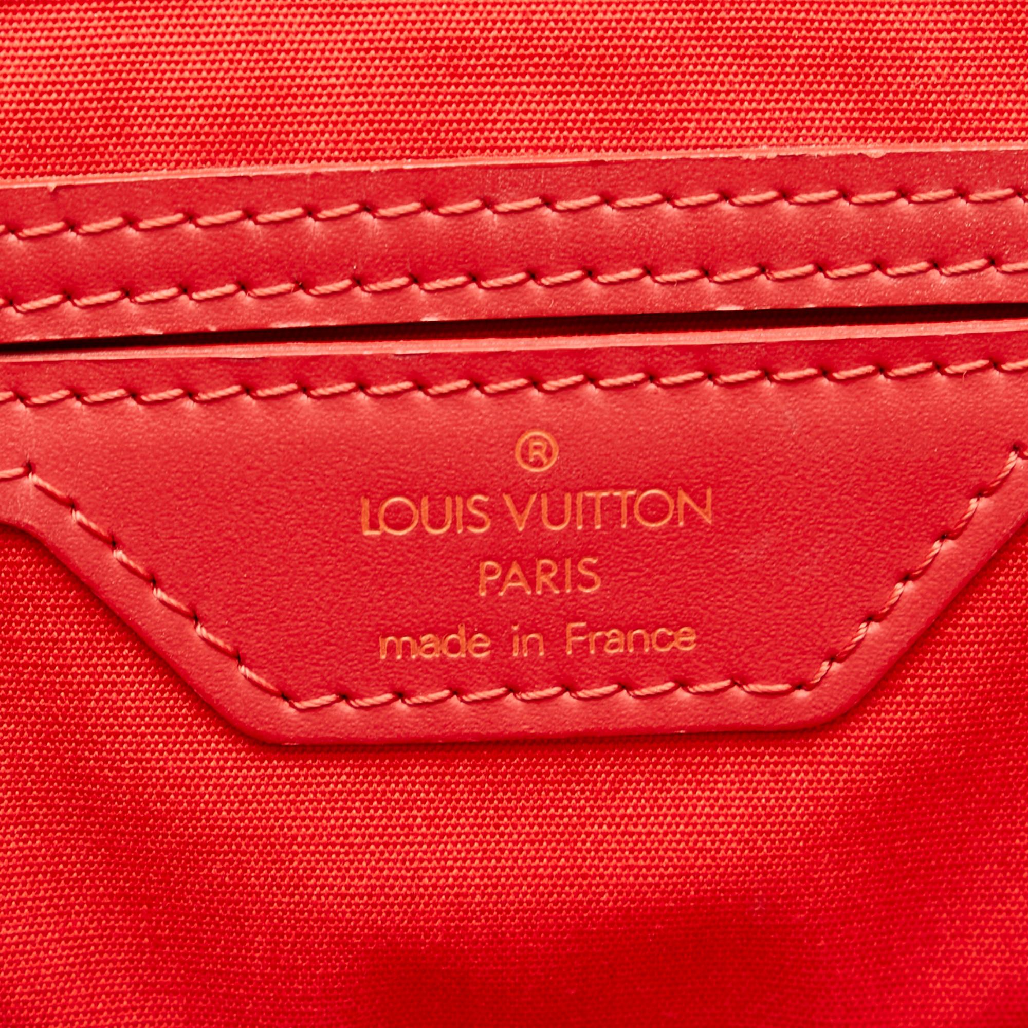 Louis Vuitton Epi Sac Plat PM (SHG-37813)