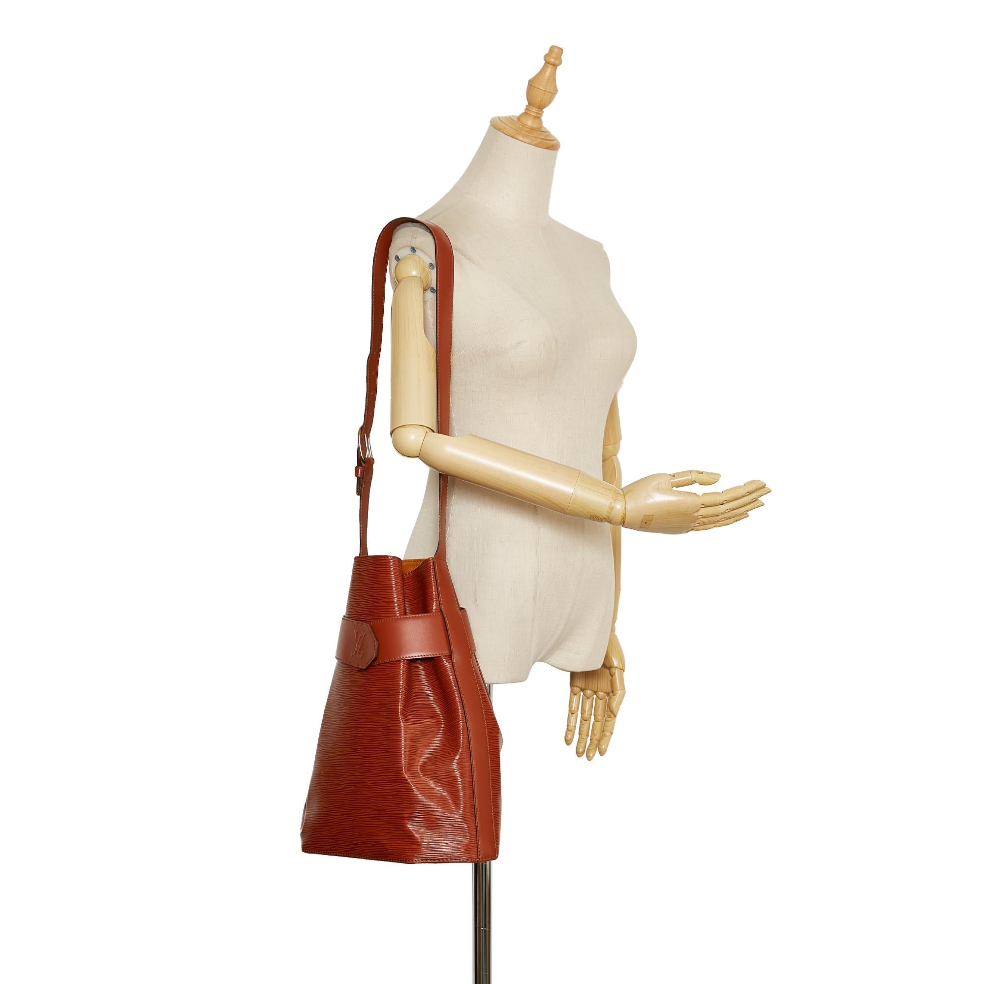 Louis Vuitton Epi Sac dEpaule (SHG-36463)