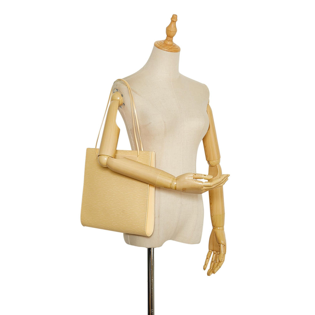 Louis Vuitton Epi Saint Tropez (SHG-35985)