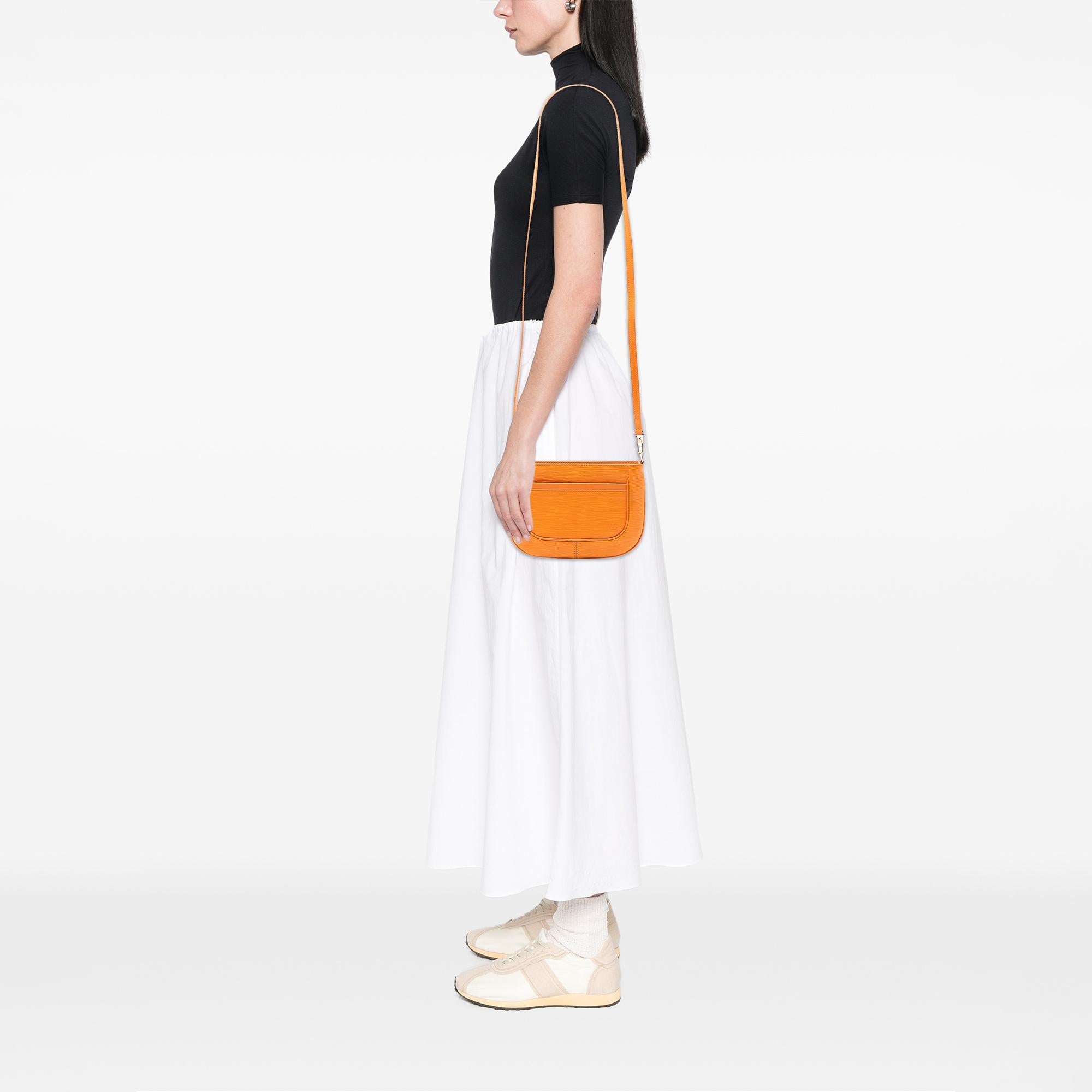 Louis Vuitton Epi Sarvanga