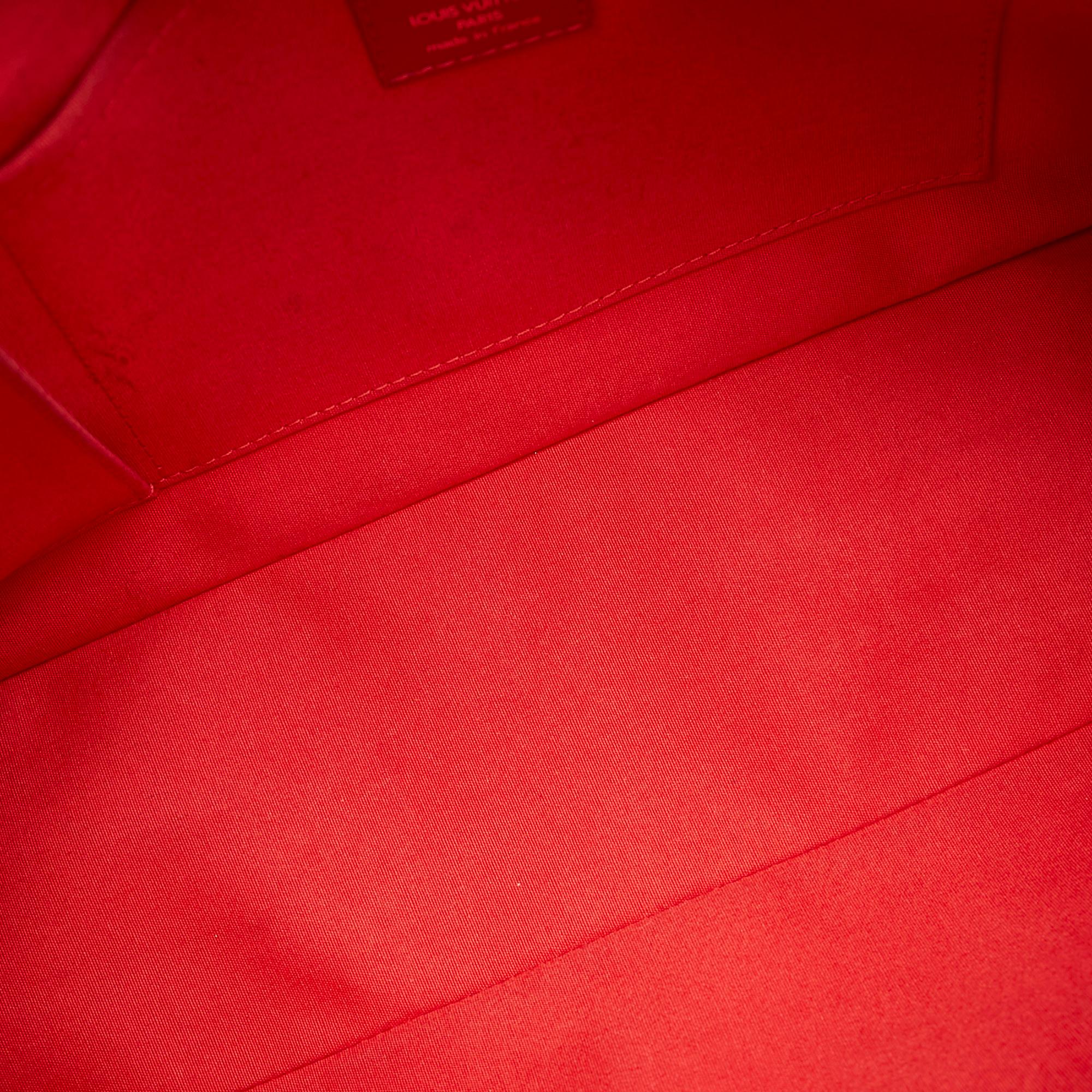Louis Vuitton Epi Segur MM (SHG-33324)