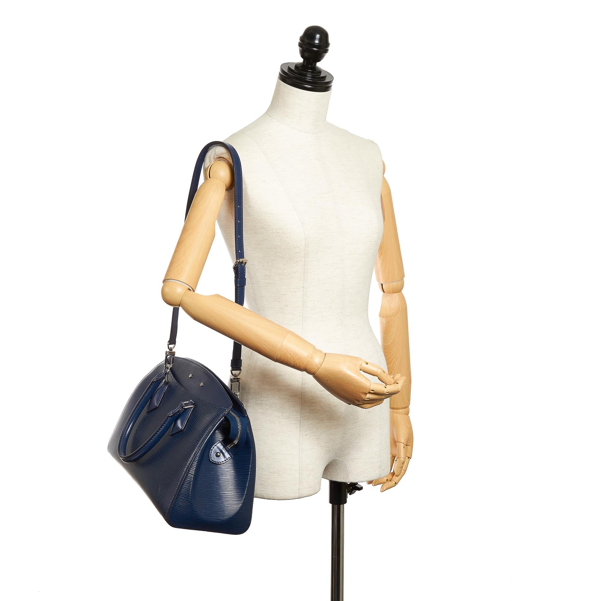Louis Vuitton Epi Soufflot MM (SHG-37283)