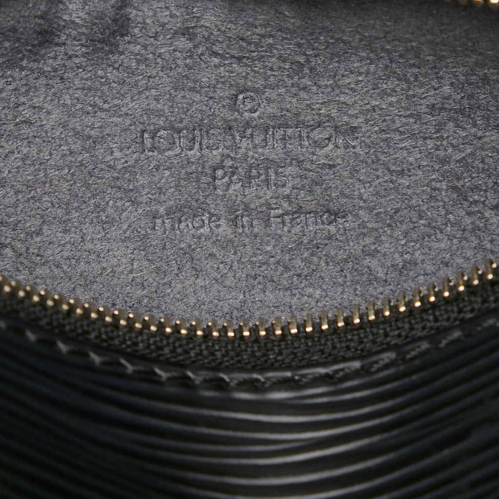 Louis Vuitton Epi Soufflot (SHG-29828)