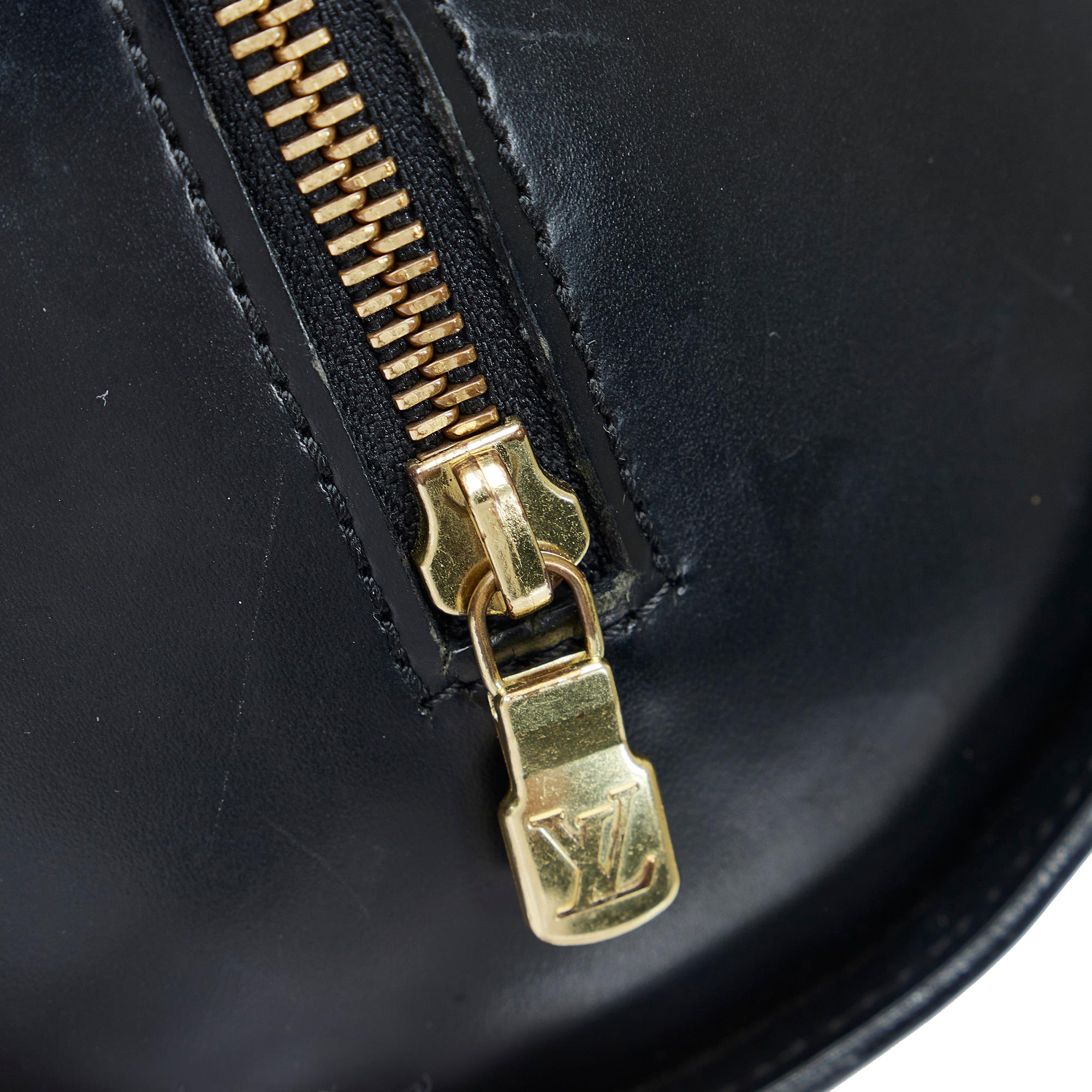 Louis Vuitton Epi Soufflot (SHG-pR7KDO)