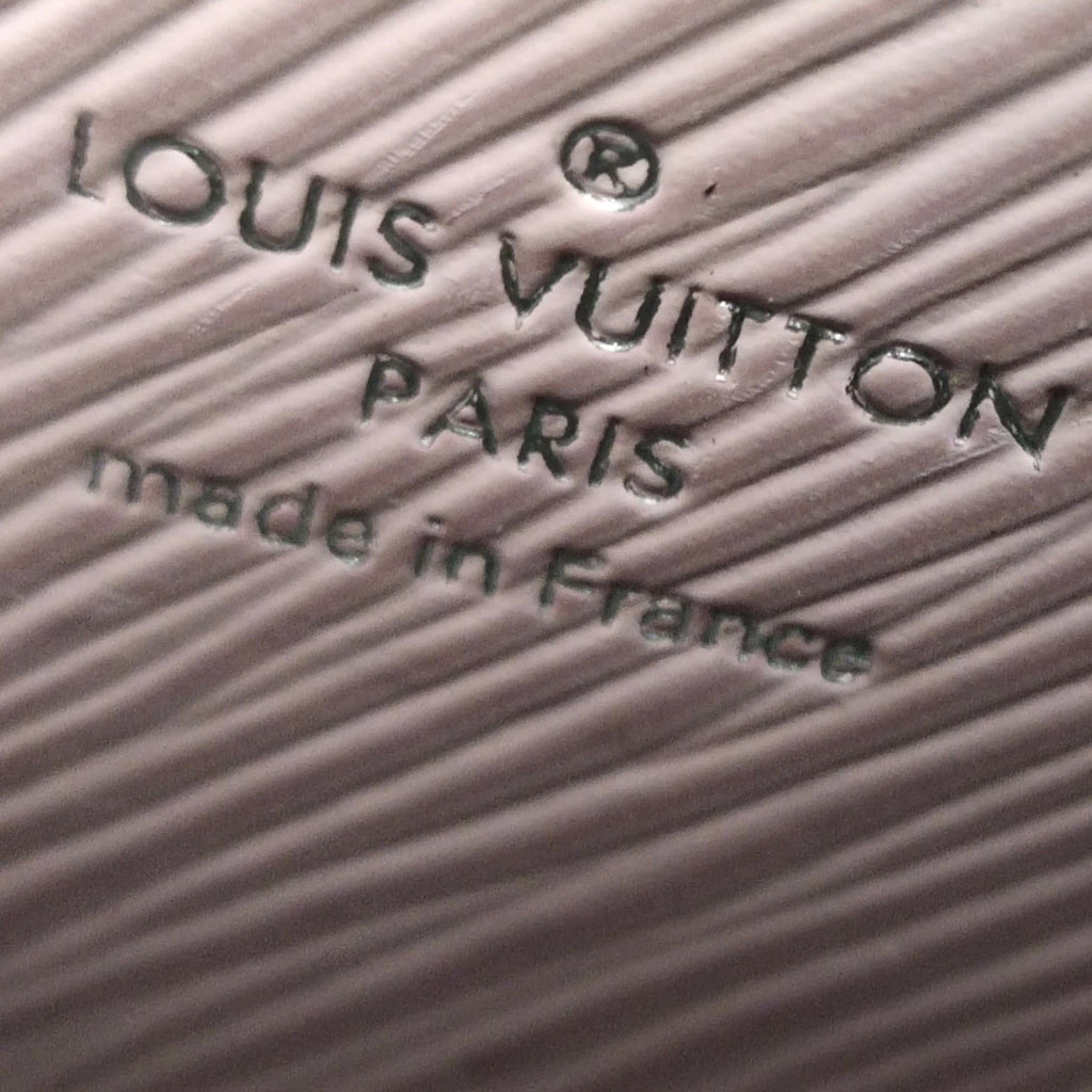 Louis Vuitton Epi Twist MM (SHG-36458)