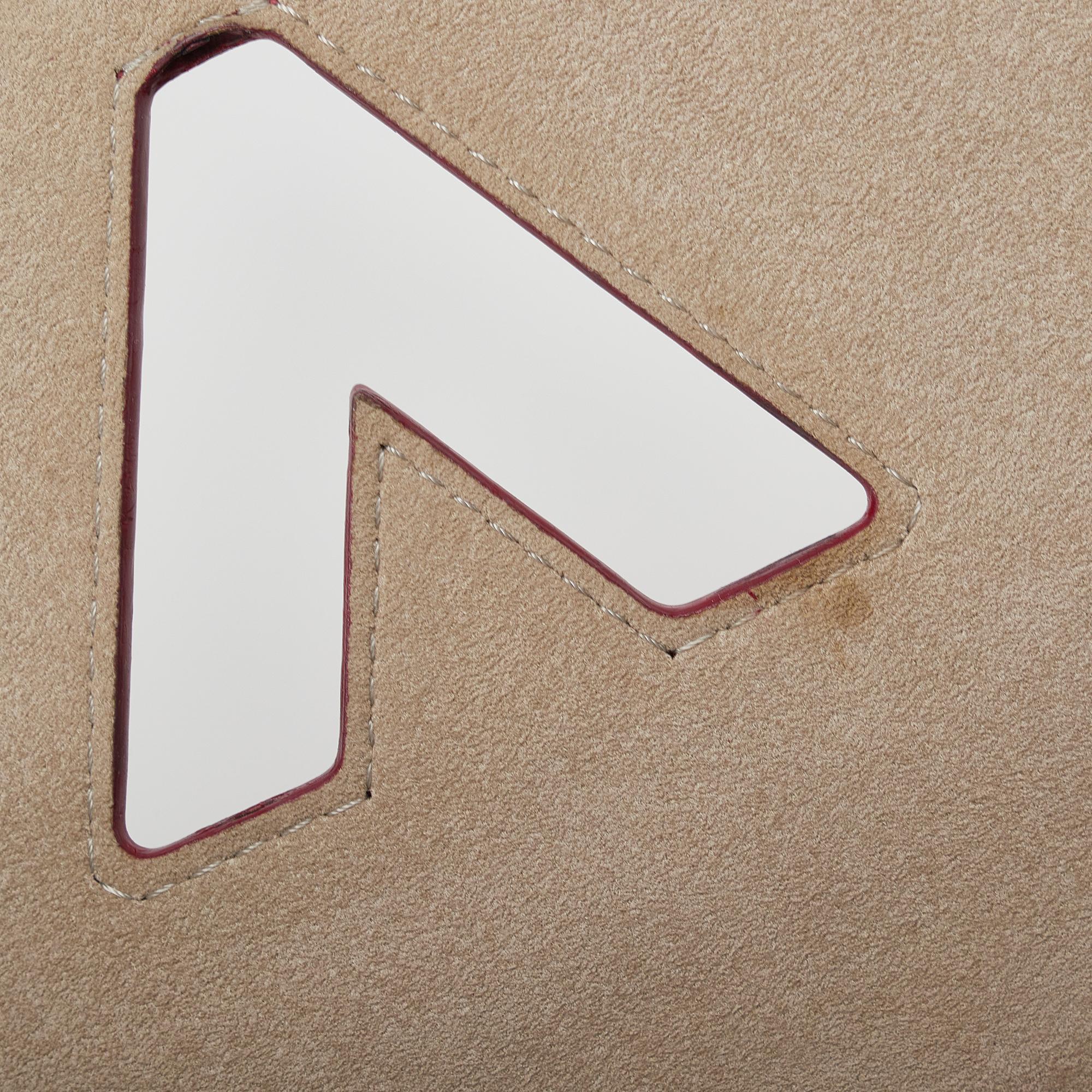 Louis Vuitton Epi Twist MM (SHG-db5MZF)