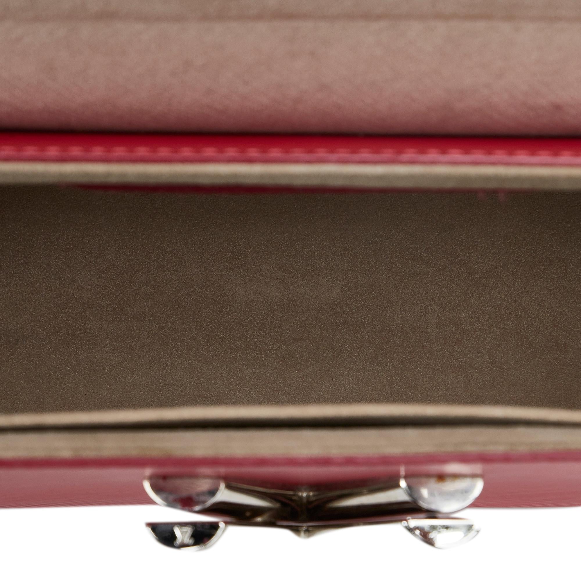 Louis Vuitton Epi Twist MM (SHG-db5MZF)