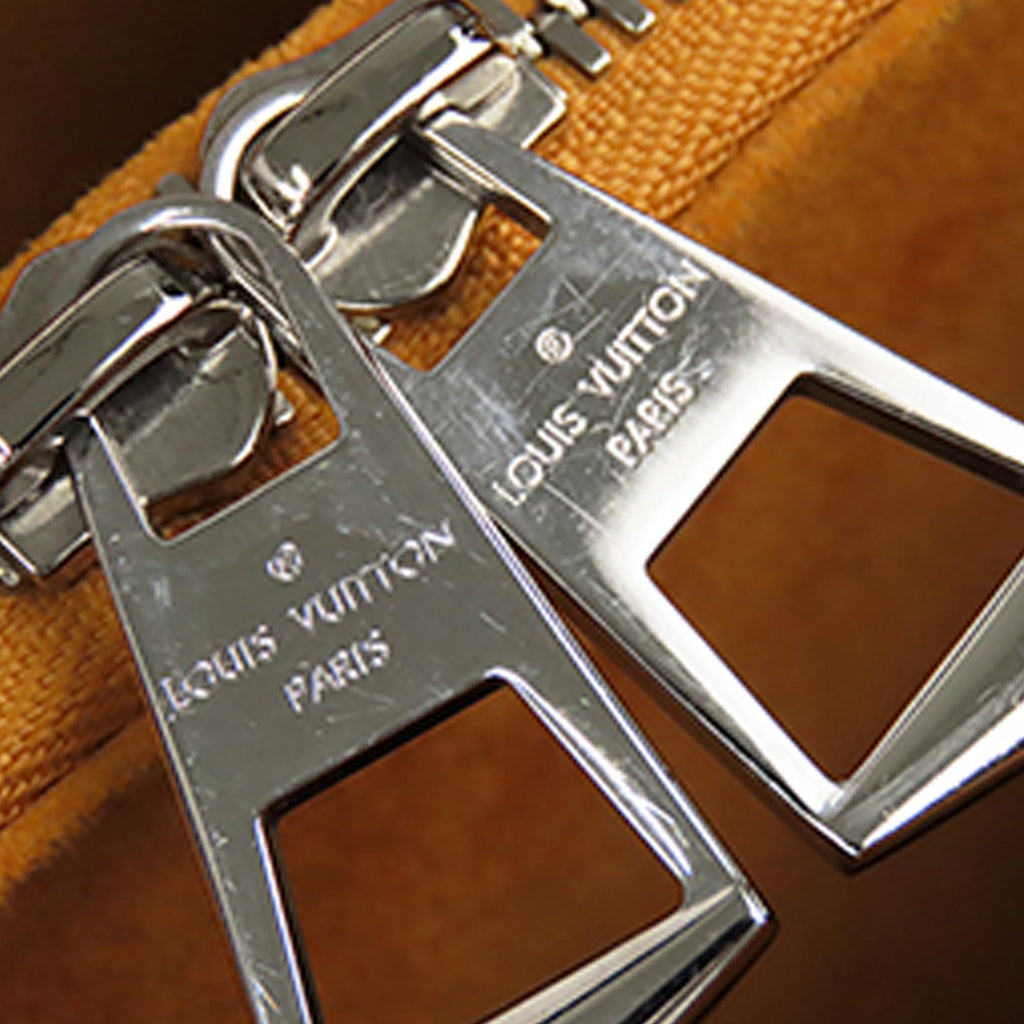Louis Vuitton Epi Twist Satchel (SHG-32267)