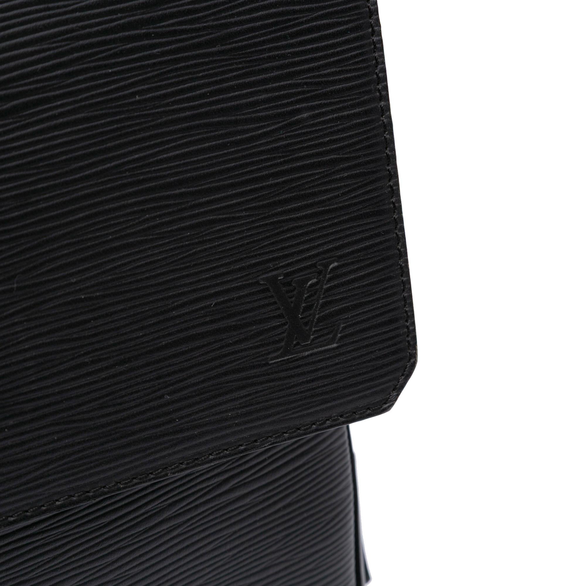 Louis Vuitton Epi Vassili PM