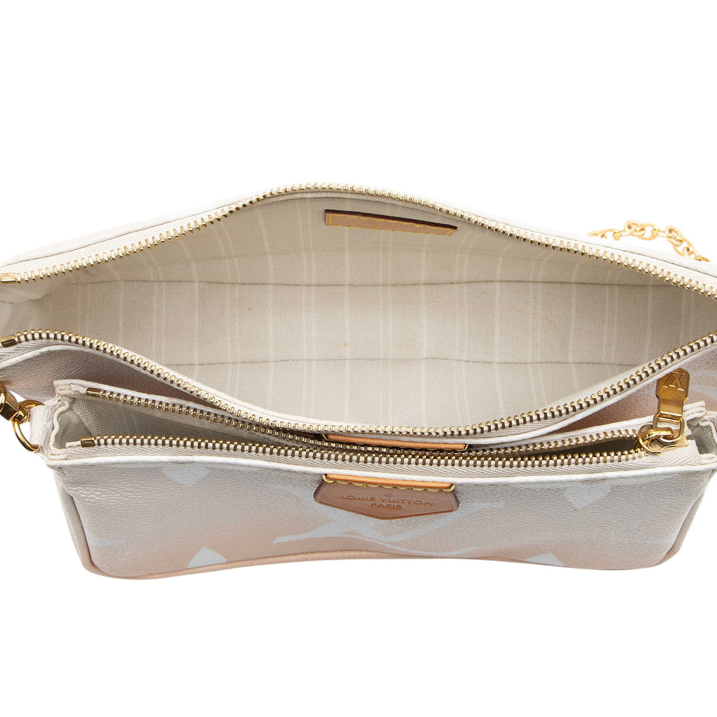 Louis Vuitton Giant Monogram Canvas By The Pool Multi-Pochette Accessoires