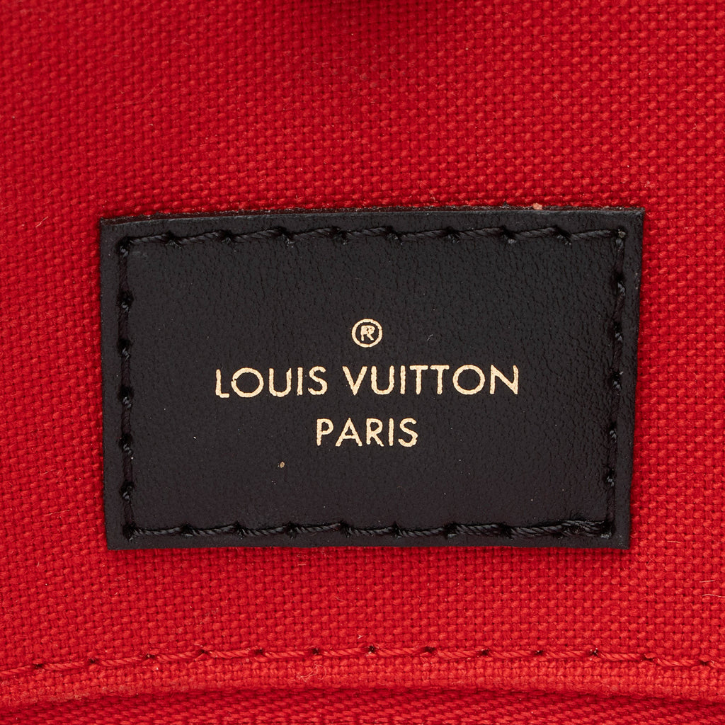Louis Vuitton Giant Monogram Canvas Onthego MM Tote (SHF-tL87g4)