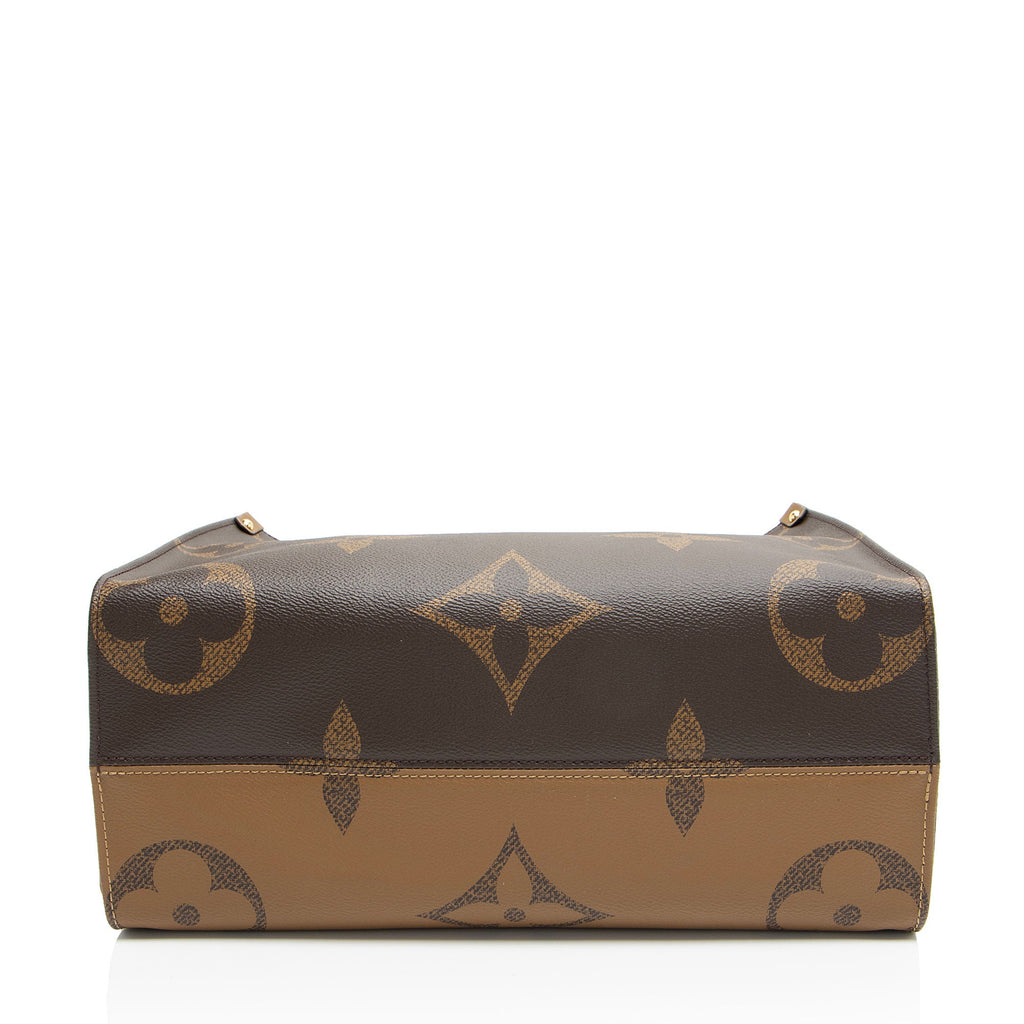 Louis Vuitton Giant Monogram Canvas Onthego MM Tote