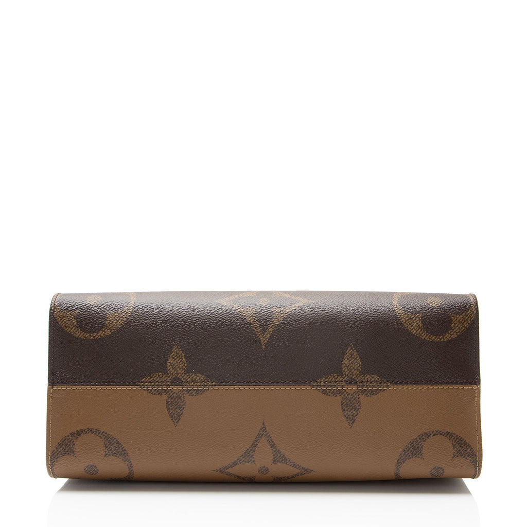 Louis Vuitton Giant Monogram Canvas Onthego MM Tote