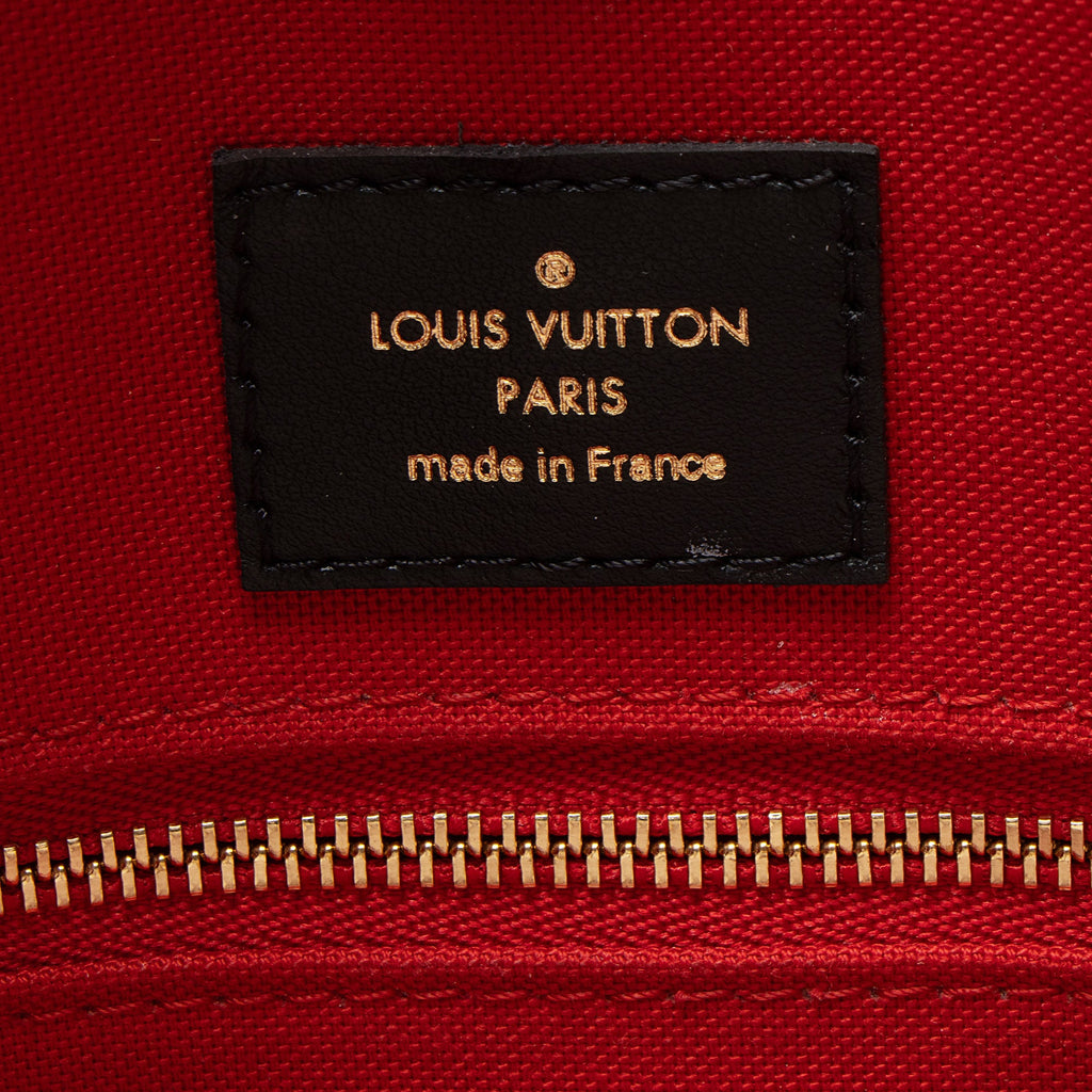 Louis Vuitton Giant Monogram Canvas Onthego MM Tote