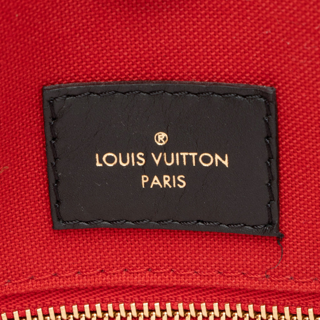 Louis Vuitton Giant Monogram Canvas Onthego MM Tote