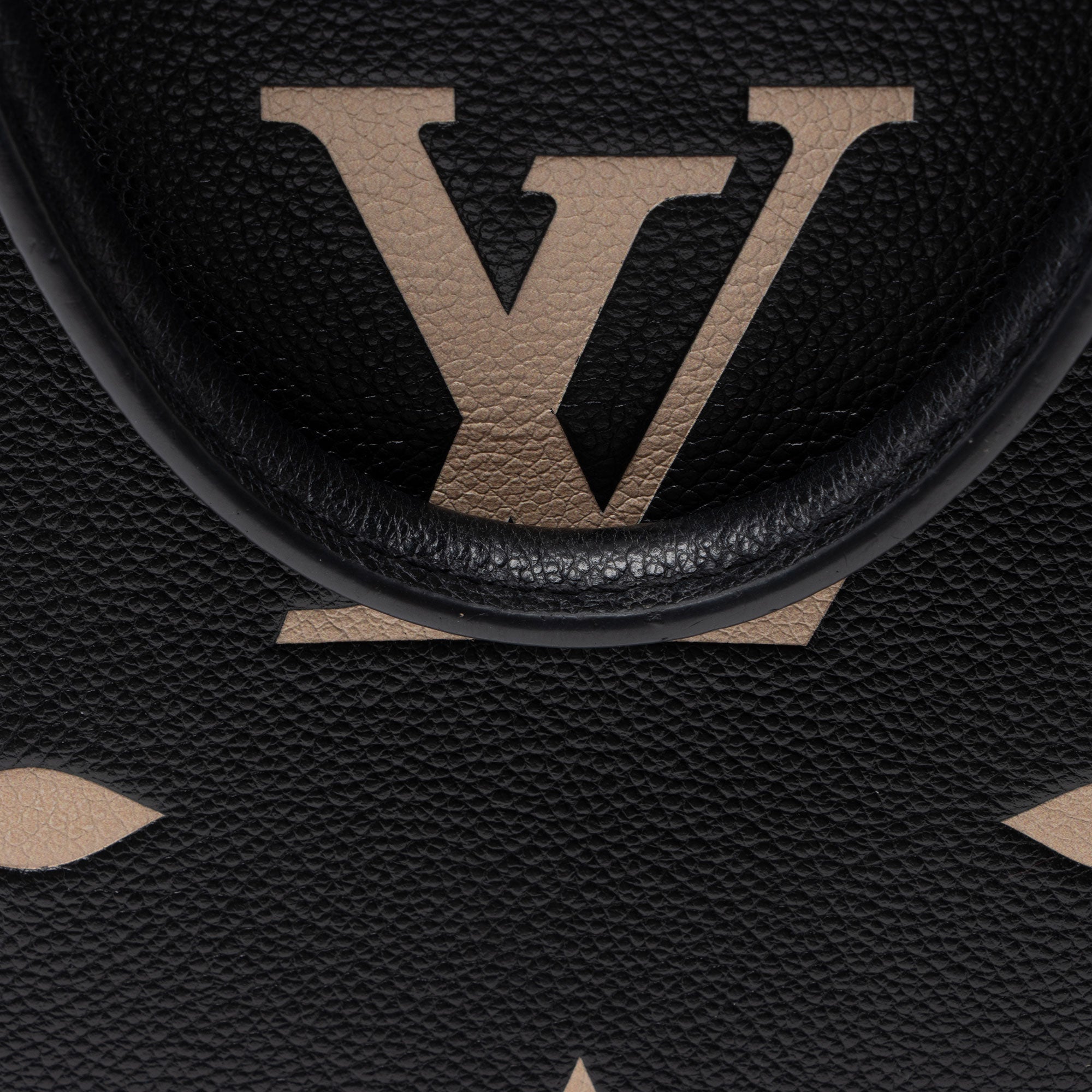 Louis Vuitton Giant Monogram Empreinte Bicolor Onthego MM Tote