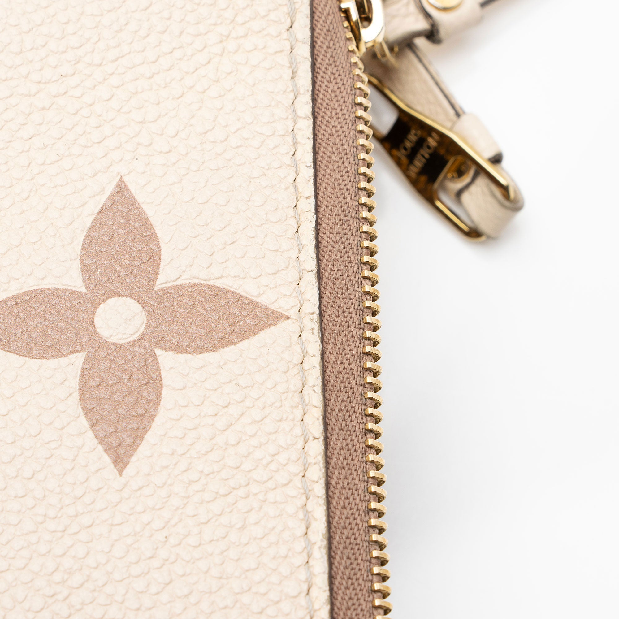 Louis Vuitton Giant Monogram Empreinte Double Zip Pochette (SHF-tJwkDt)