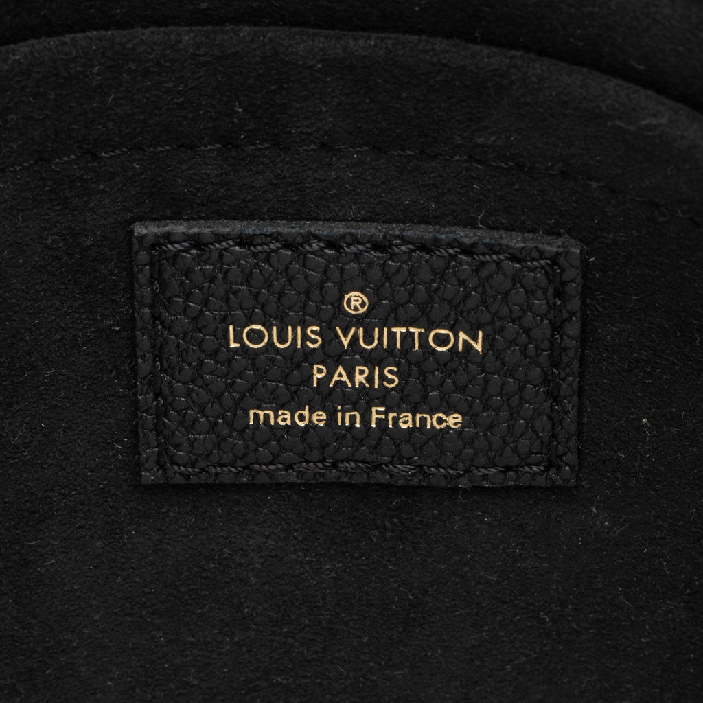 Louis Vuitton Giant Monogram Empreinte Multi-Pochette Accessoires (SHF-sKRR92)