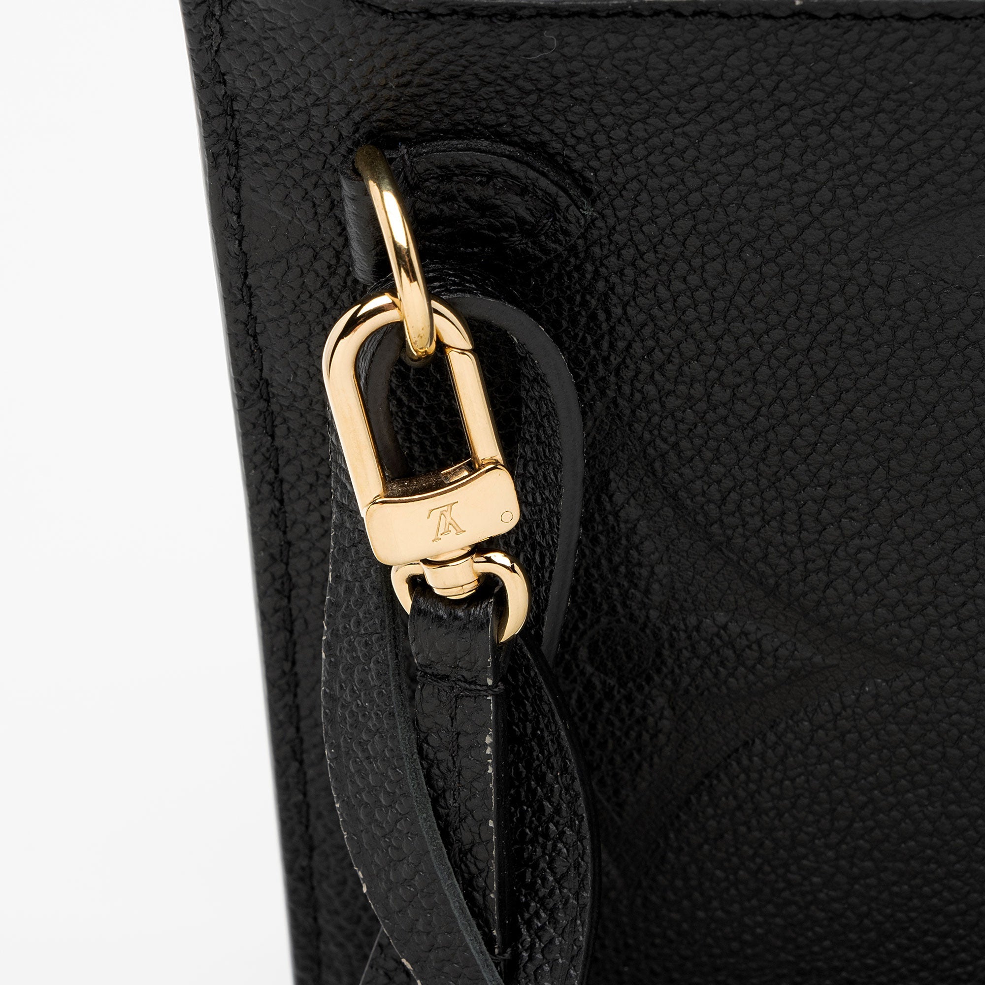 Louis Vuitton Giant Monogram Empreinte Neverfull MM Pochette (SHF-HFLcCt)
