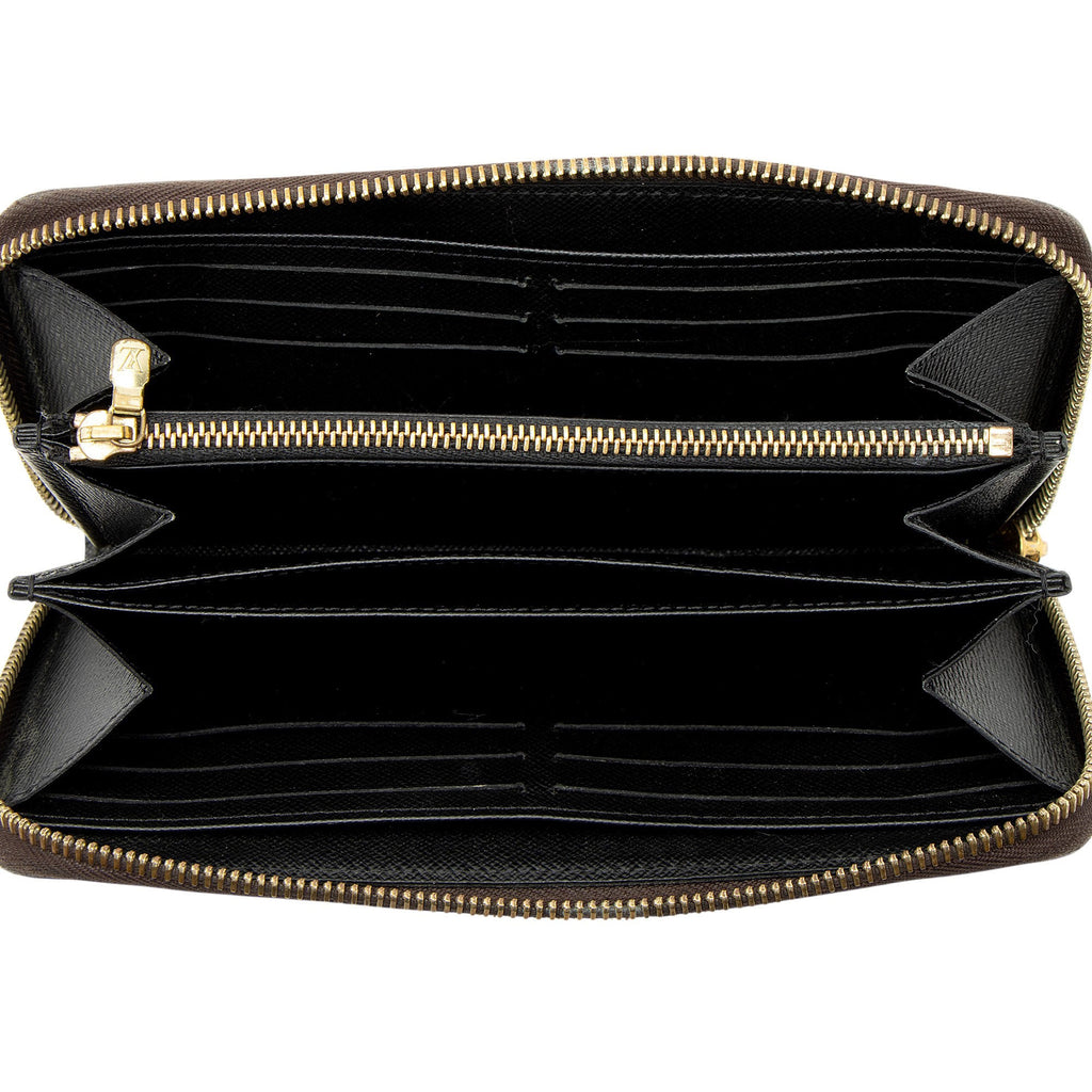 Louis Vuitton Giant Reverse Monogram Zippy Wallet