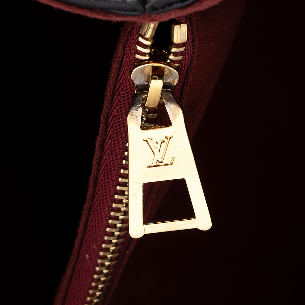 Louis Vuitton Grained Calfskin Lockme Shopper Tote - FINAL SALE (SHF-20058)