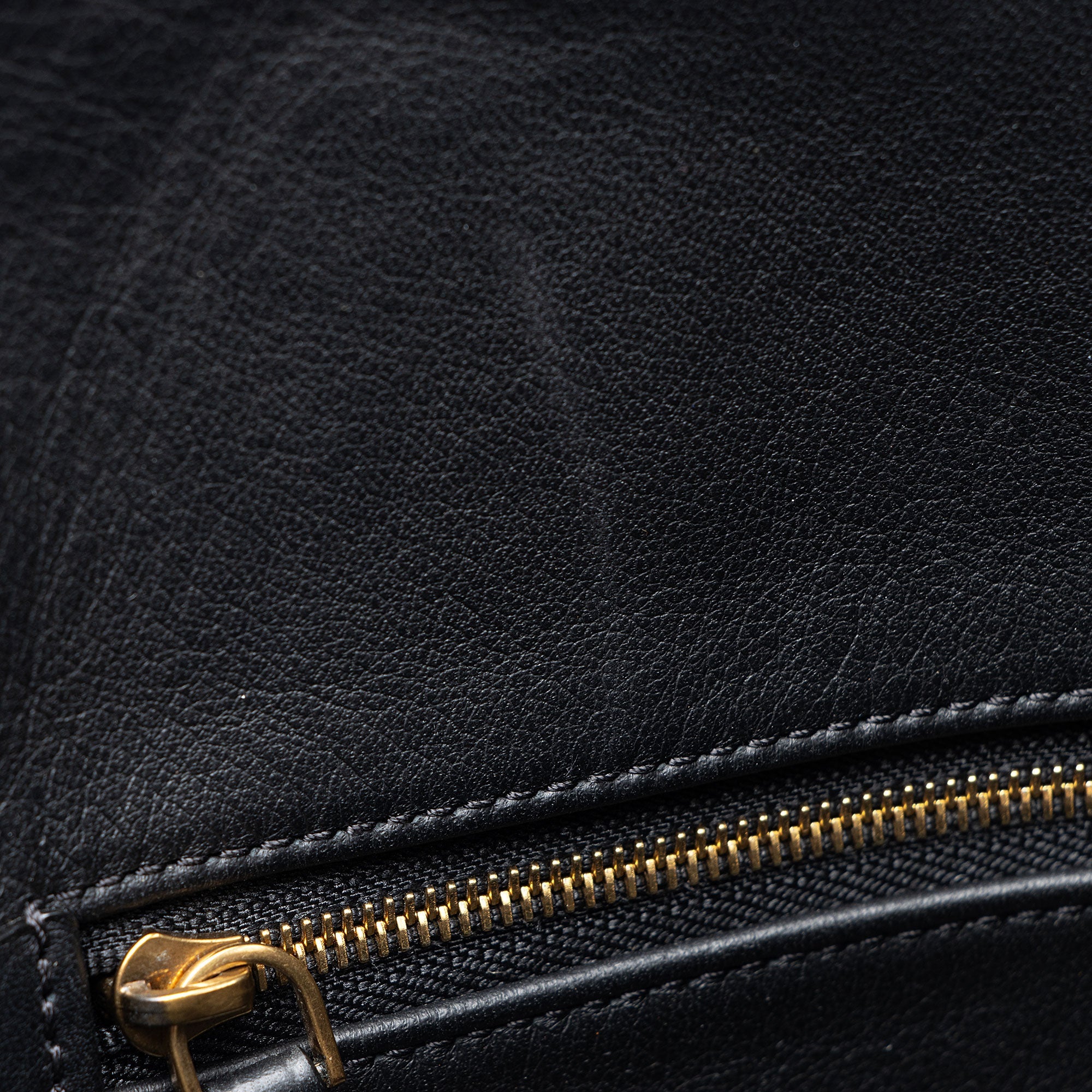 Louis Vuitton Leather Boudoir Lockit Chain Shoulder Bag