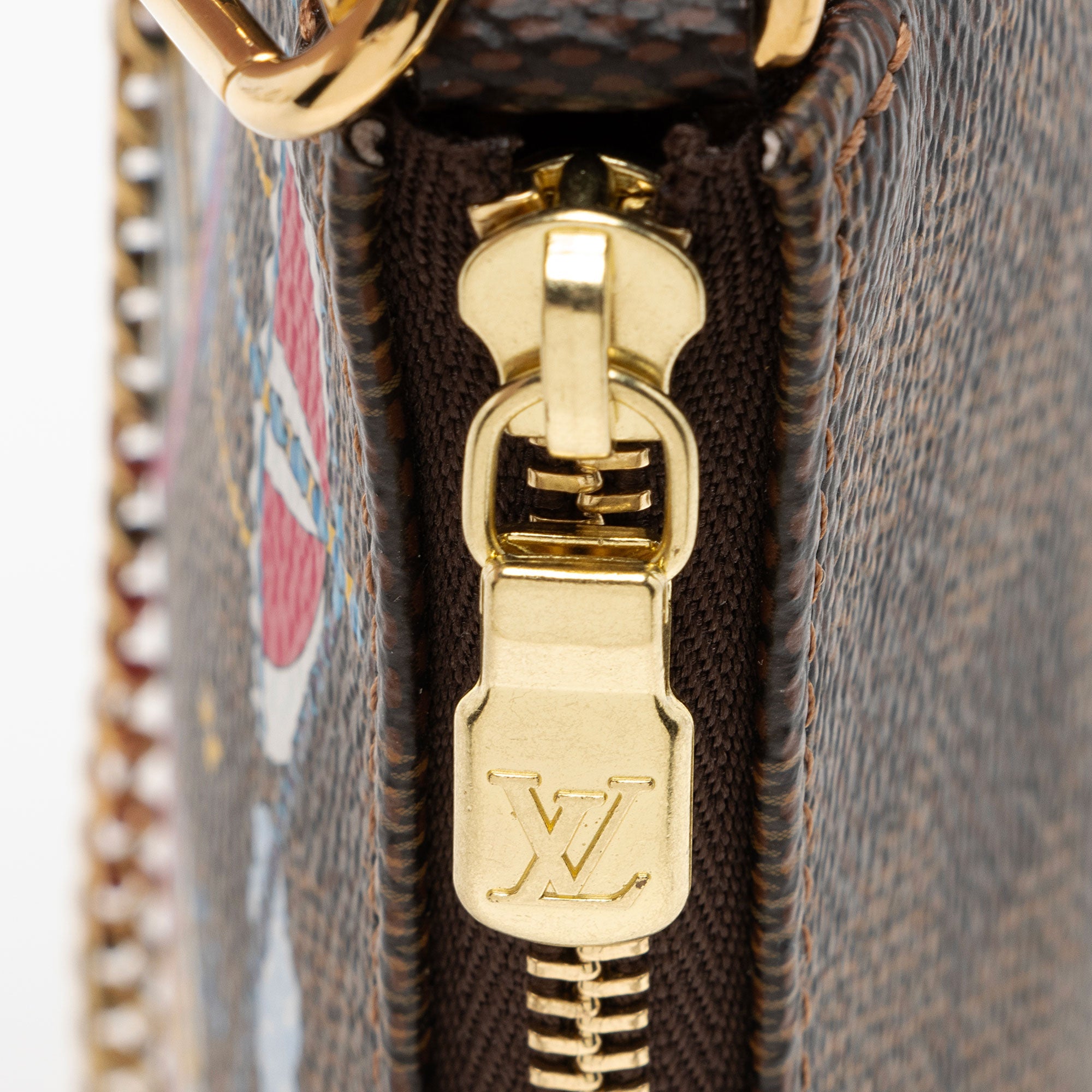 Louis Vuitton Limited Edition Damier Ebene Big Wheel Mini Pochette Accessoires (SHF-5CtGIM)