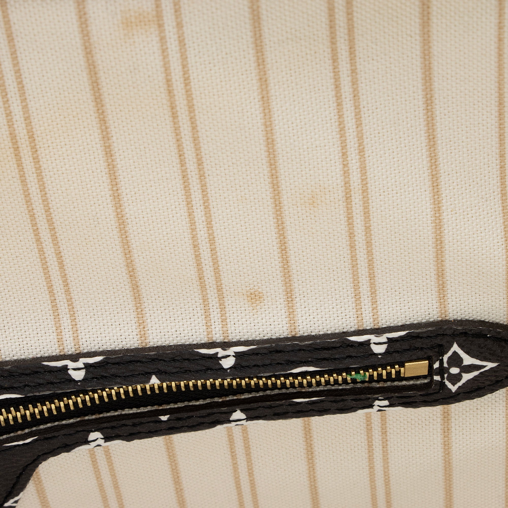 Louis Vuitton Limited Edition Giant Monogram Canvas Jungle Neverfull MM Tote