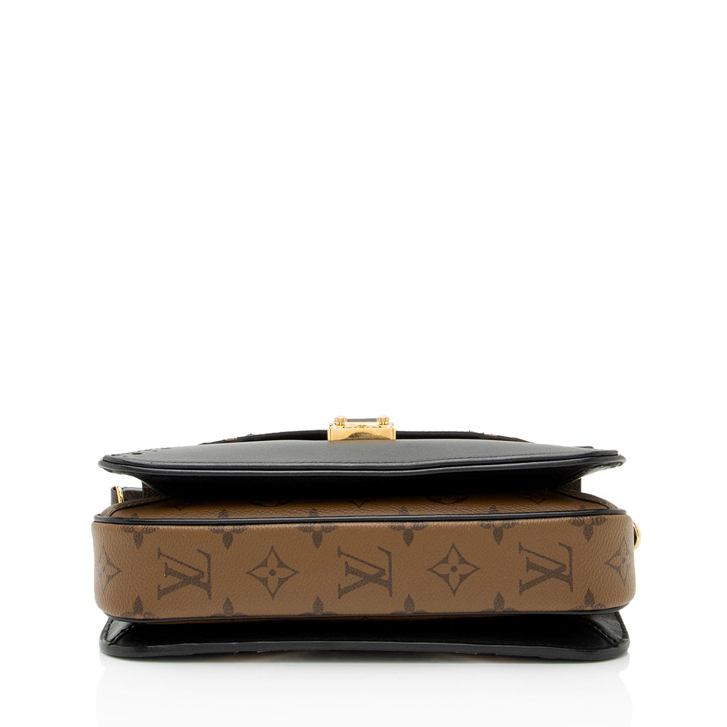 Louis Vuitton Limited Edition Monogram Canvas Brogue Pochette Metis Shoulder Bag (SHF-itDRve)
