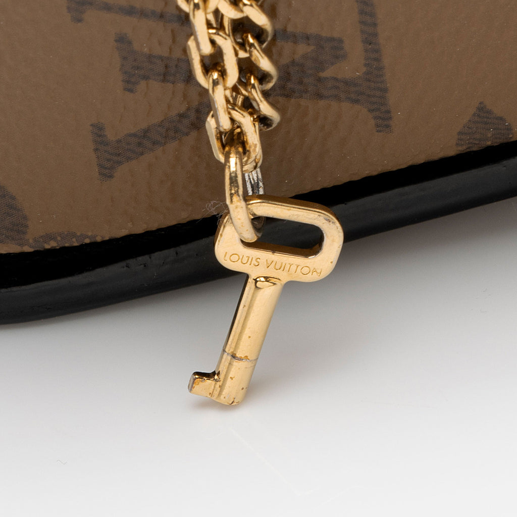 Louis Vuitton Limited Edition Monogram Canvas Brogue Pochette Metis Shoulder Bag (SHF-itDRve)