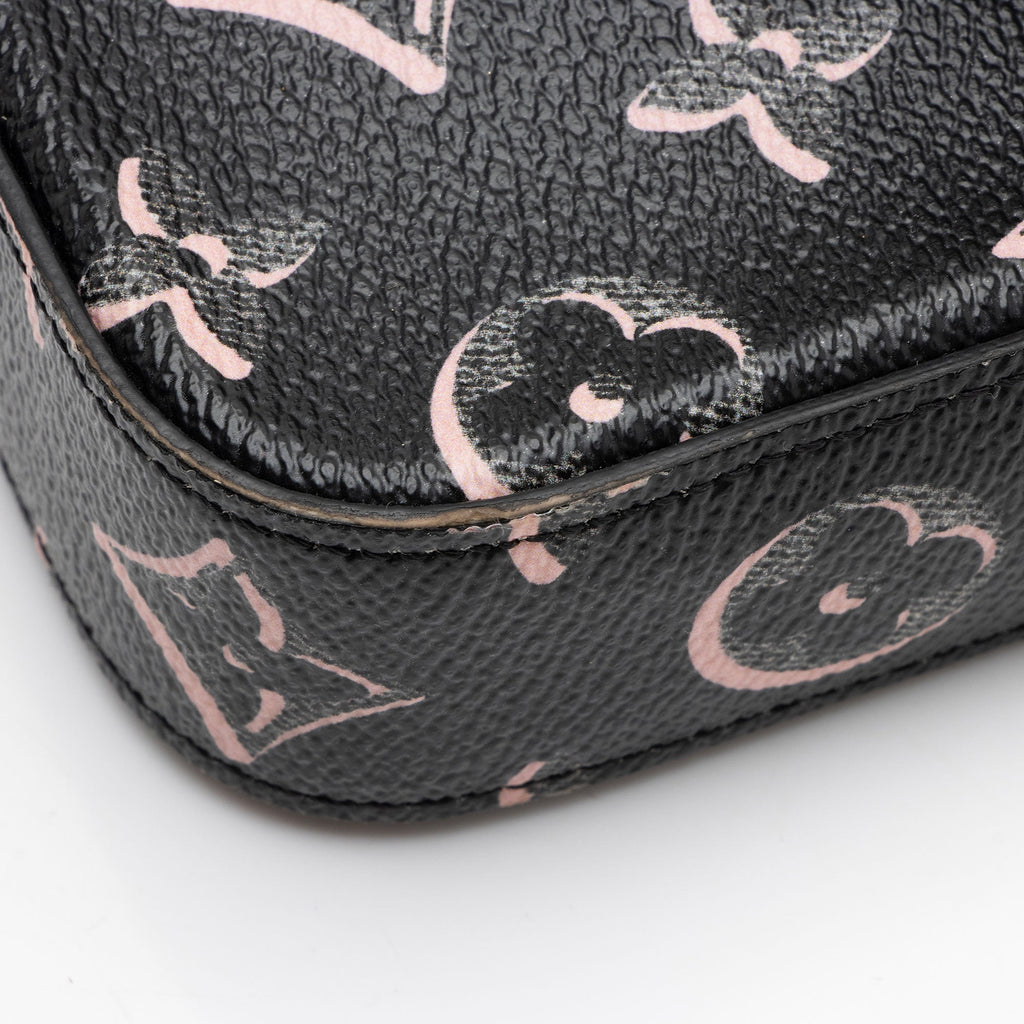 Louis Vuitton Limited Edition Monogram Canvas Fall For You Felicie Strap & Go