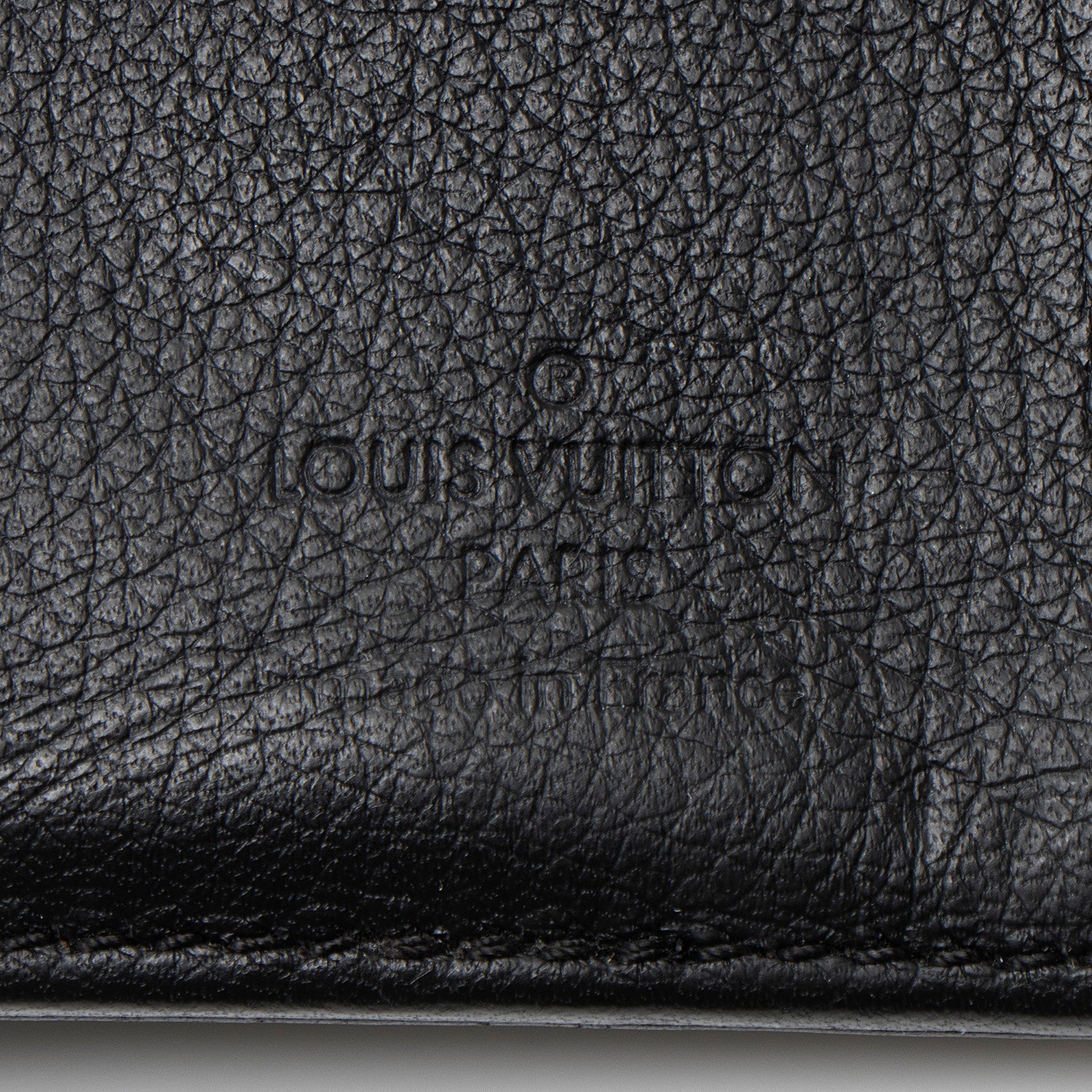 Louis Vuitton Mahina Leather Amelia Wallet