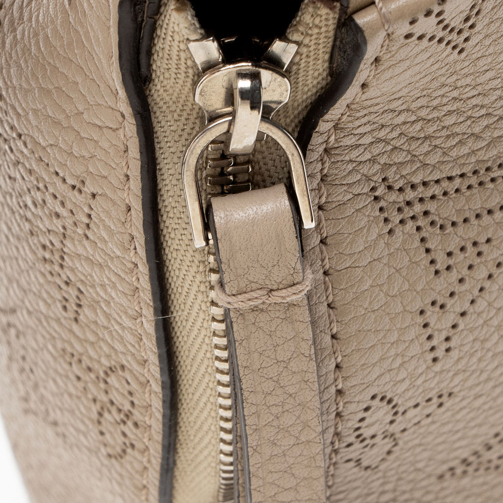 Louis Vuitton Mahina Leather Babylone Chain BB Satchel