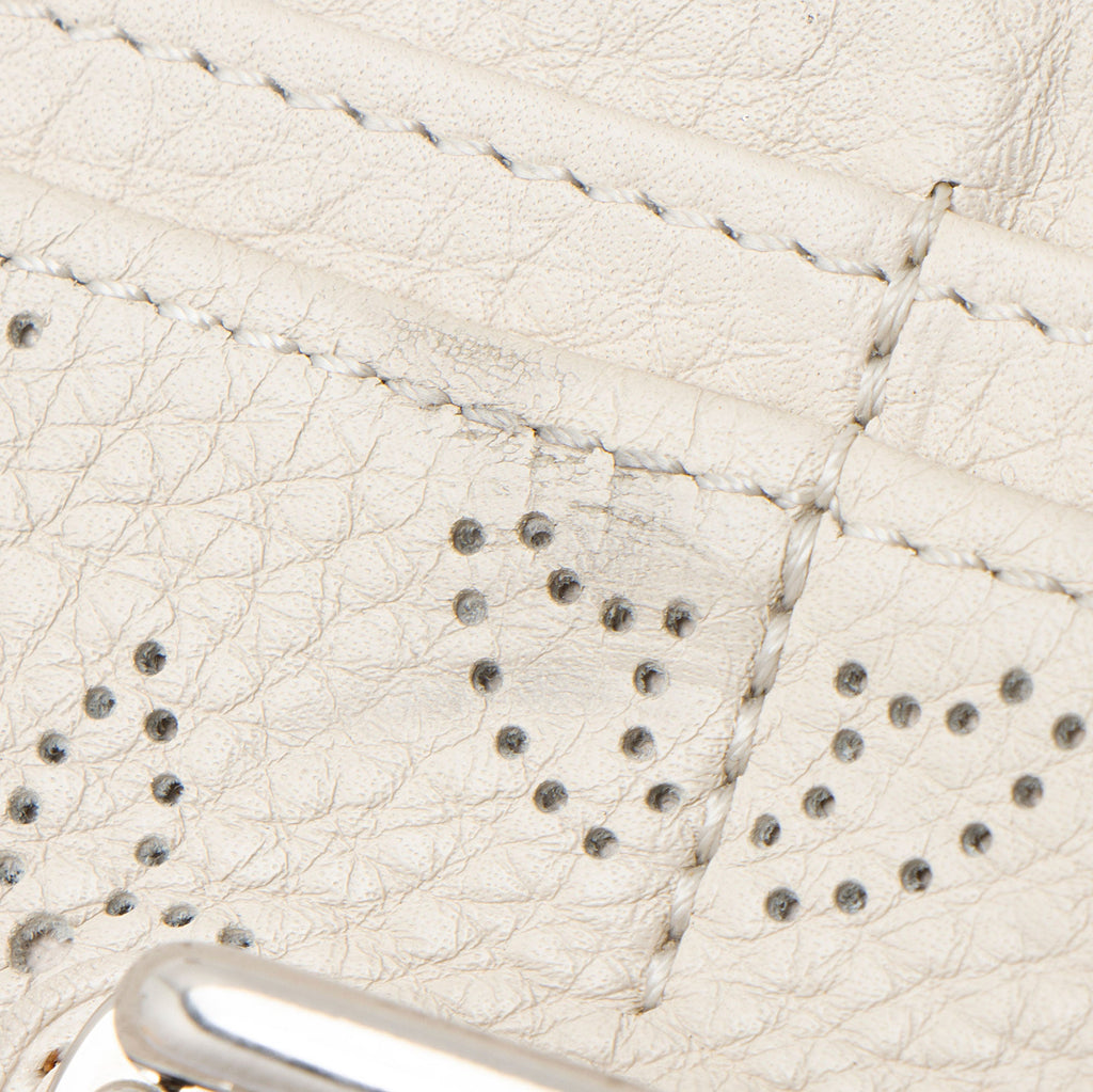 Louis Vuitton Mahina Leather Iris Wallet