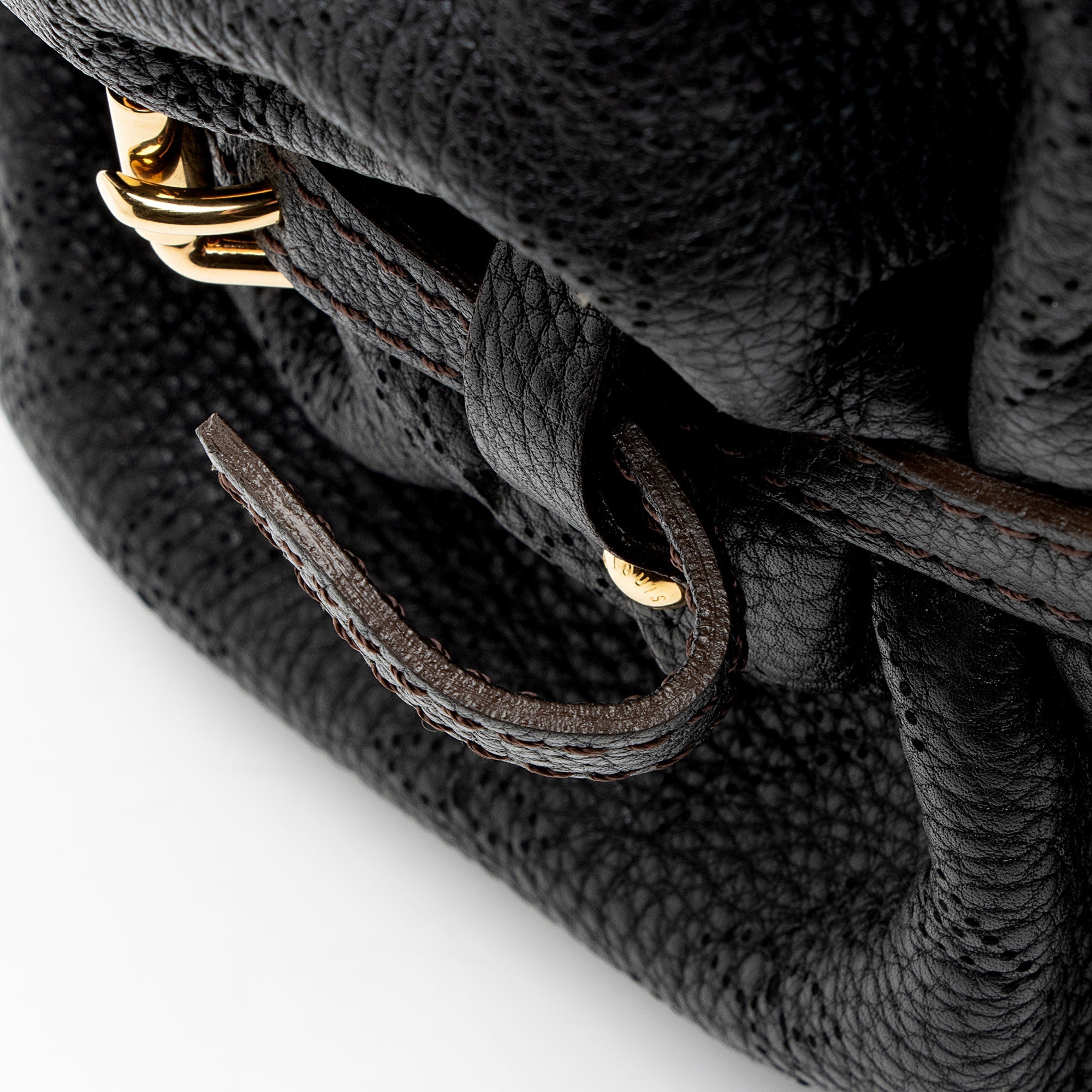 Louis Vuitton Mahina Leather L Hobo