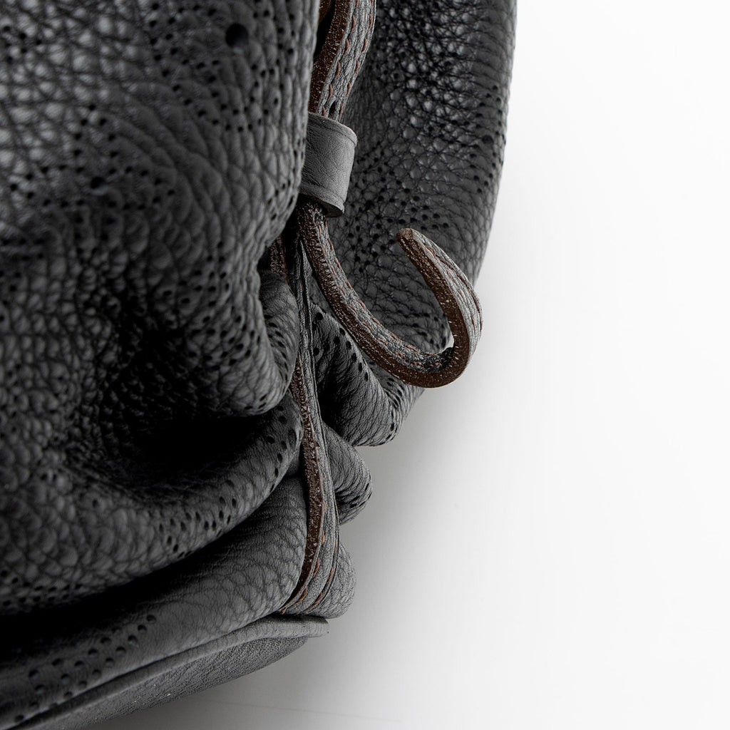 Louis Vuitton Mahina Leather L Hobo